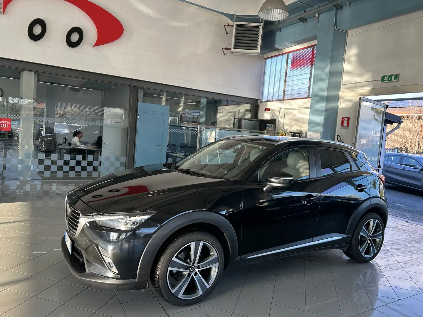 Mazda CX-3 CX-3 1.5d Exceed awd 105cv auto Zwart - 1