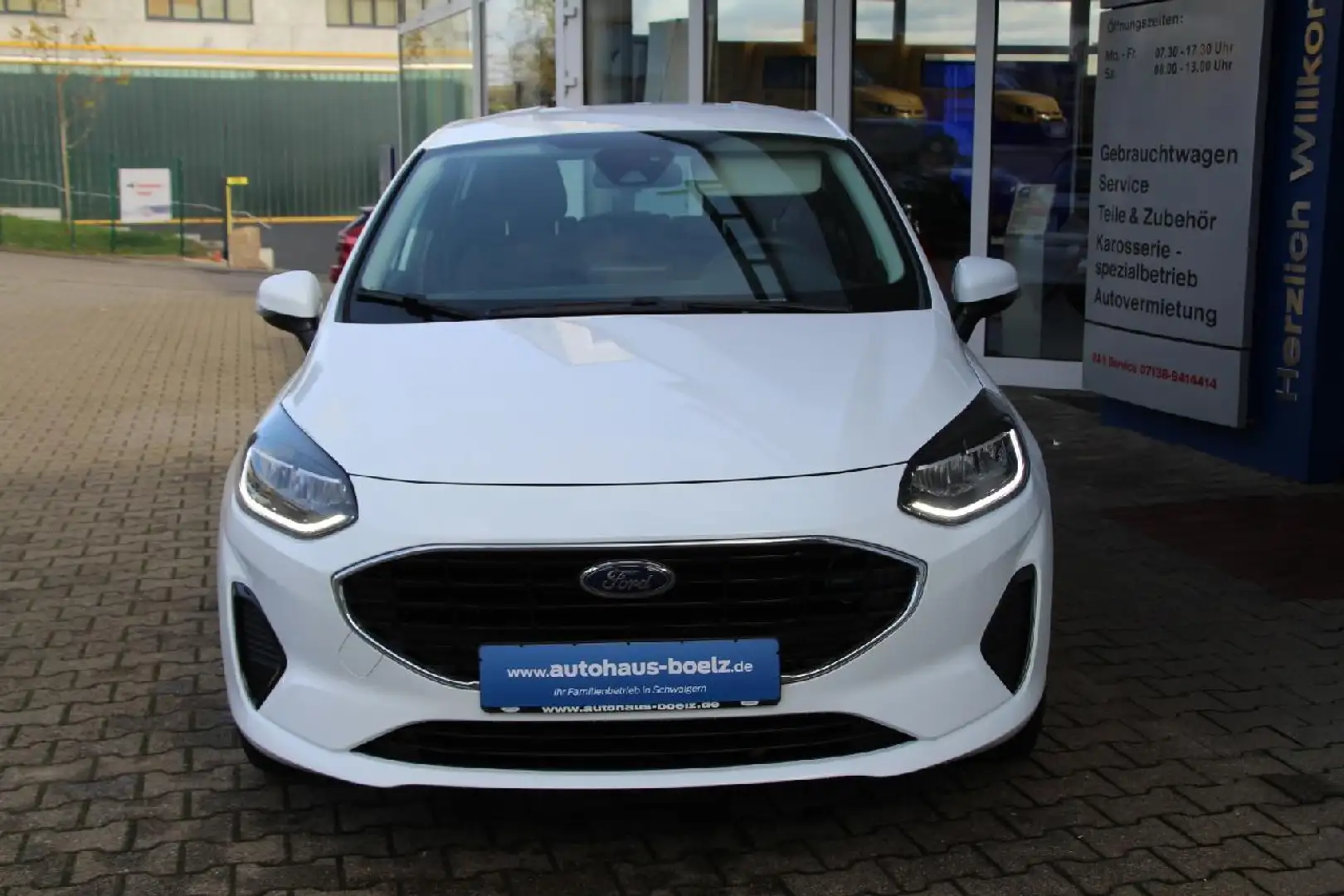 Ford Fiesta Cool & Connect Weiß - 2