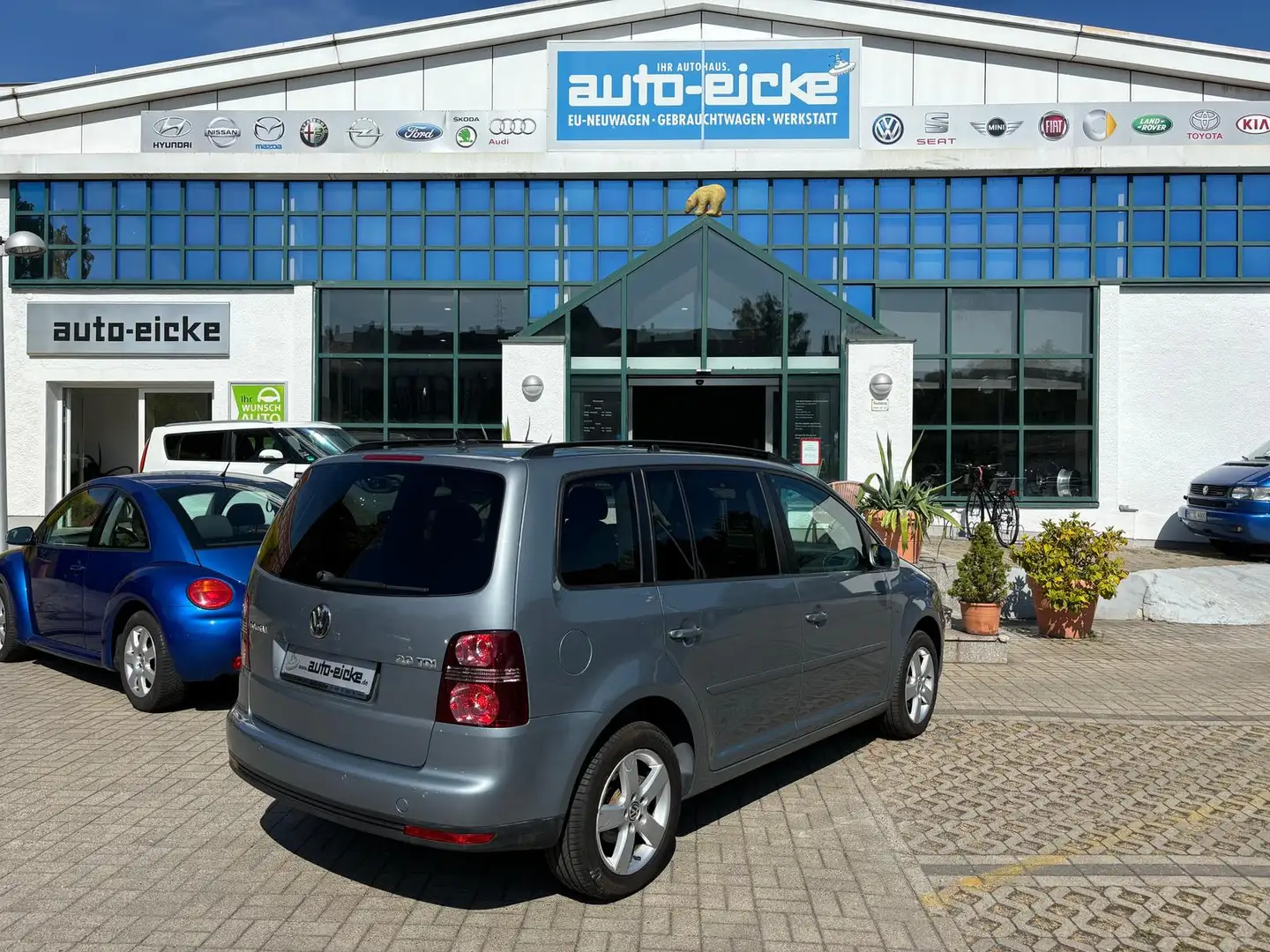 Volkswagen Touran 2.0 TDI United 7 Sitzer Grijs - 2