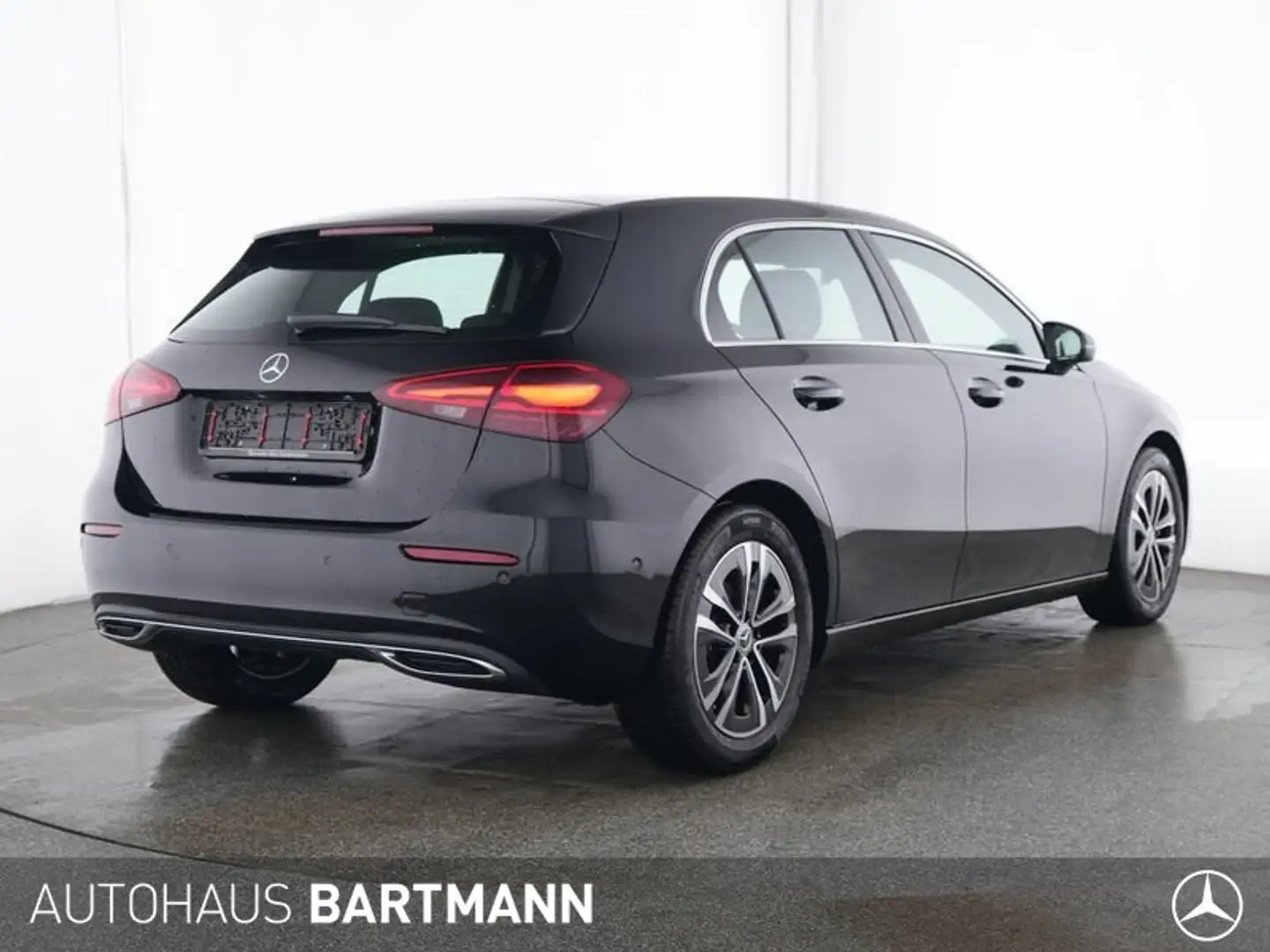 Mercedes-Benz A 180 A 180 PROGRESSIVE+KAMERA+LED +SPIEGELPAKET+MBUX+ Noir - 2
