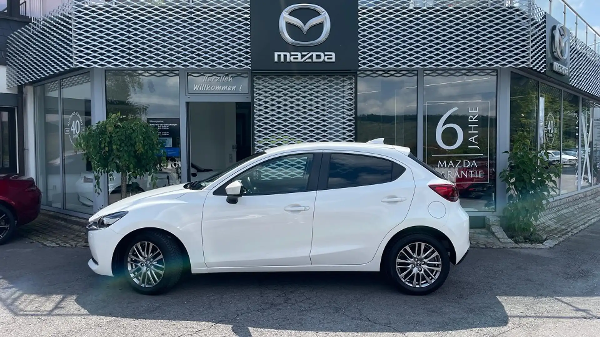 Mazda 2 Kizoku Weiß - 2