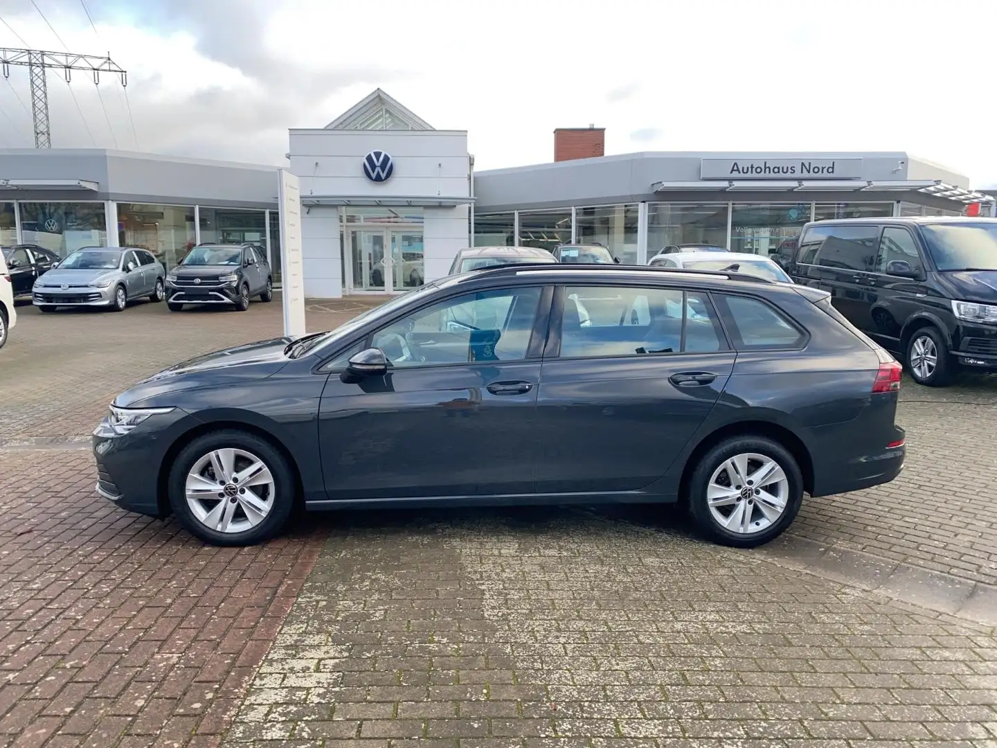 Volkswagen Golf Variant Life 1.0 TSI 6-Gang Gris - 2