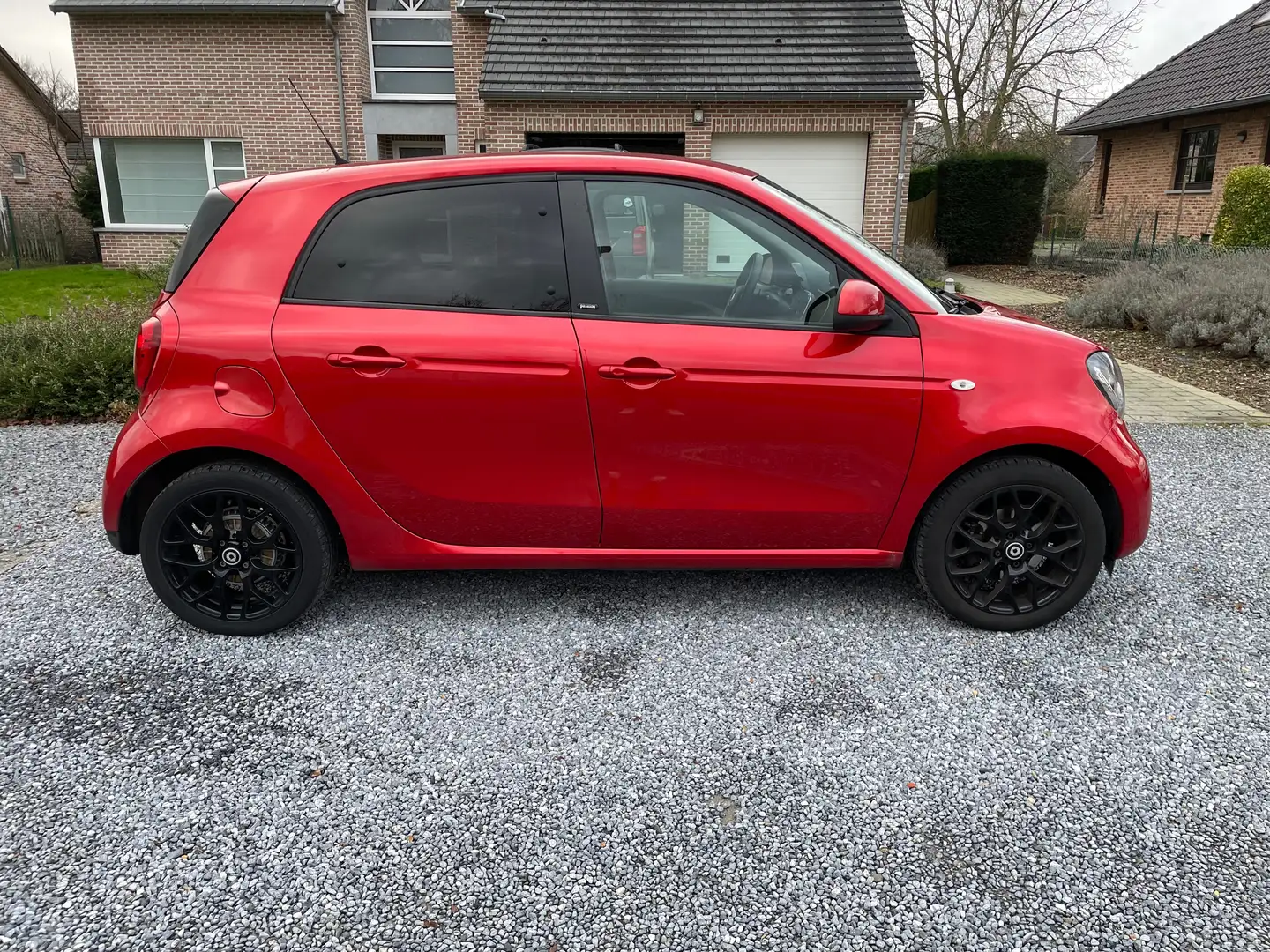 smart forFour 0.9 Turbo Passion DCT Rouge - 1
