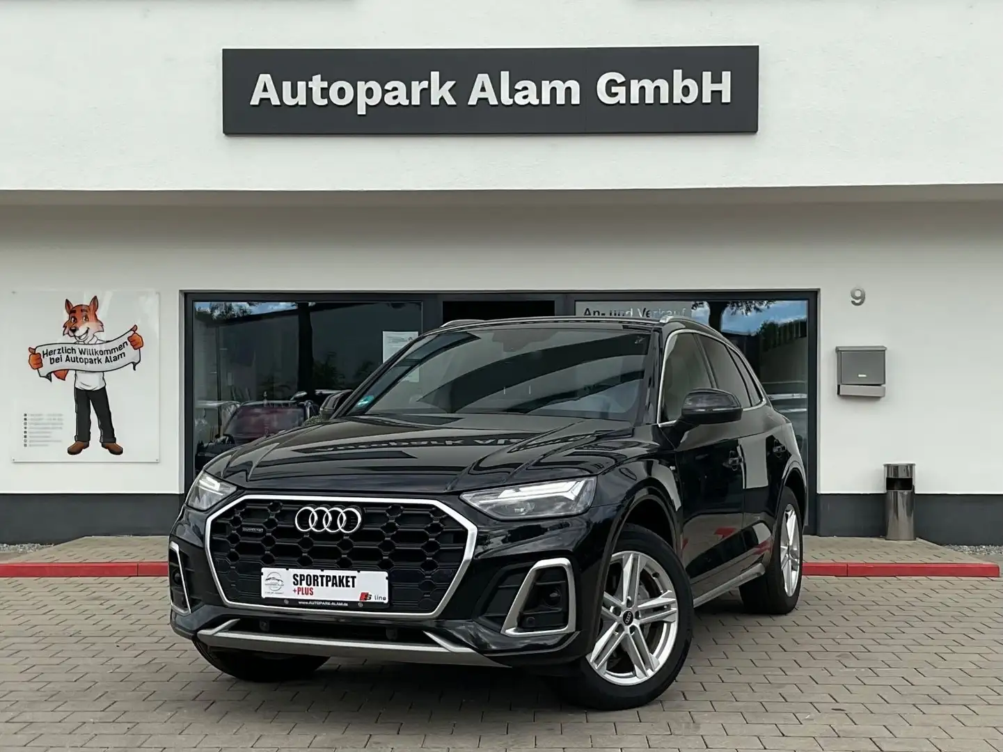 Audi Q5 40 TDI quattro S line AHK DAB LED RFK ViCo Noir - 1