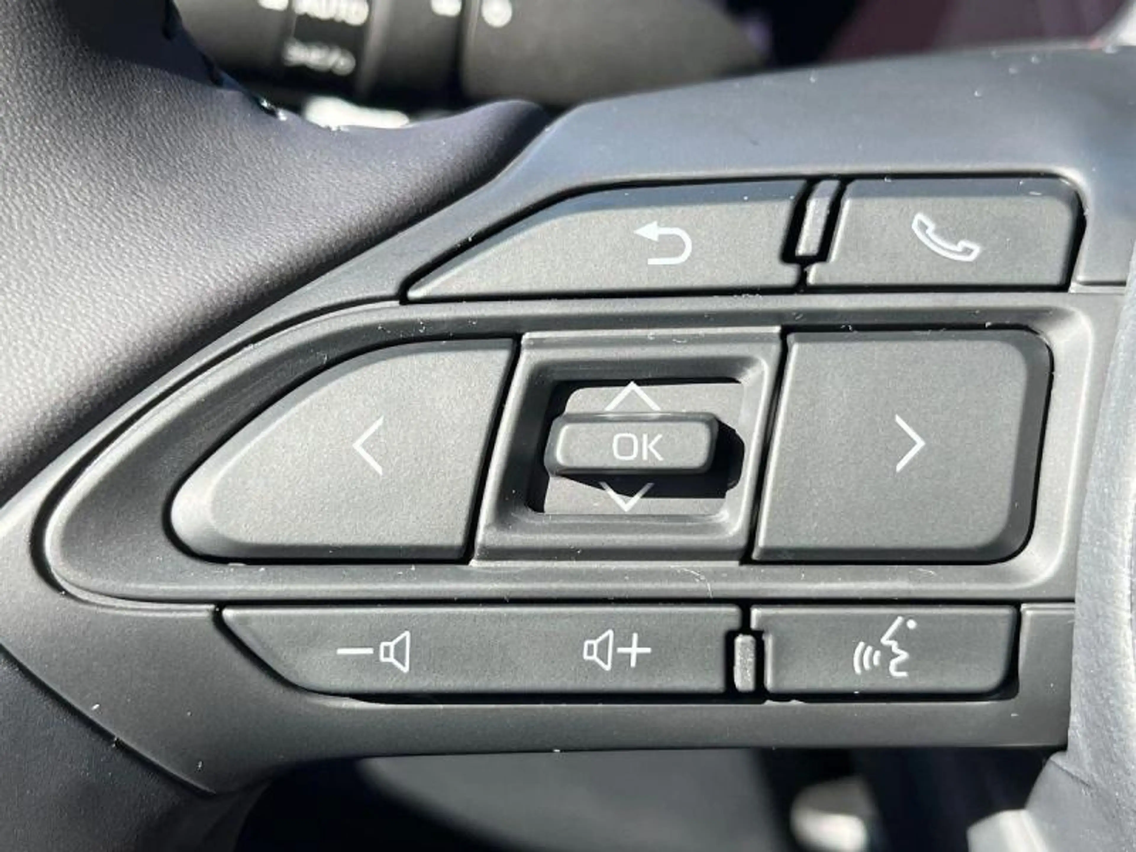 Toyota Aygo X play — photo 13