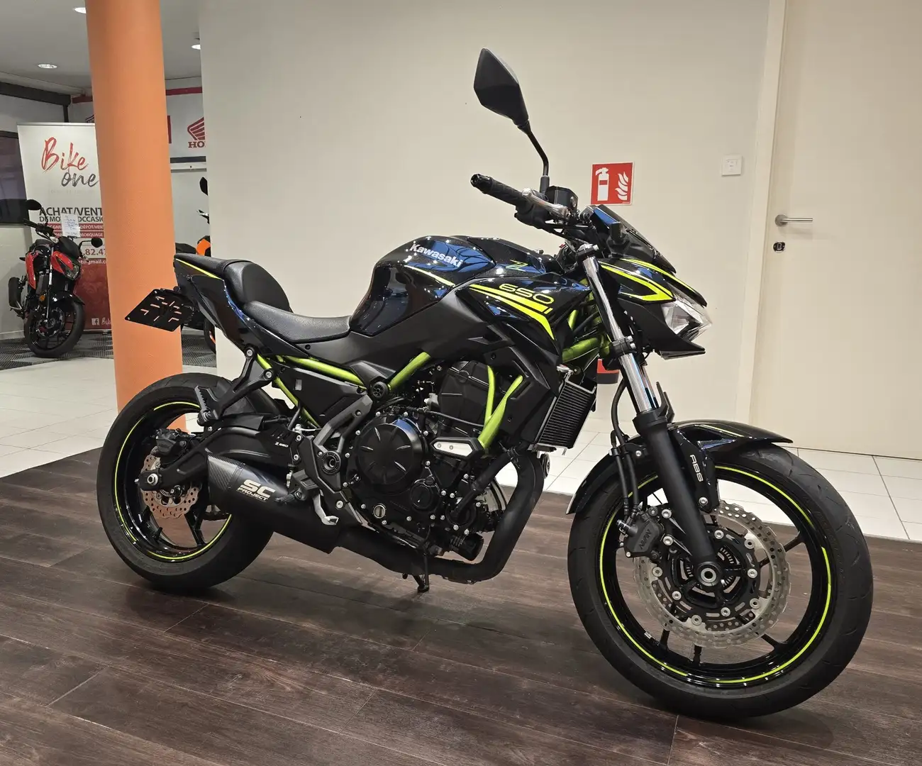 Kawasaki Z 650 Noir - 2