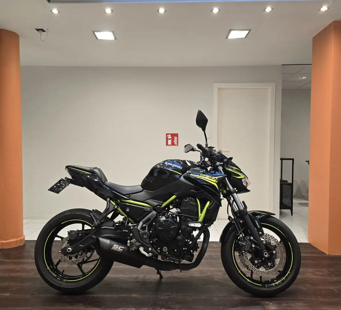 Kawasaki Z 650 Noir - 1