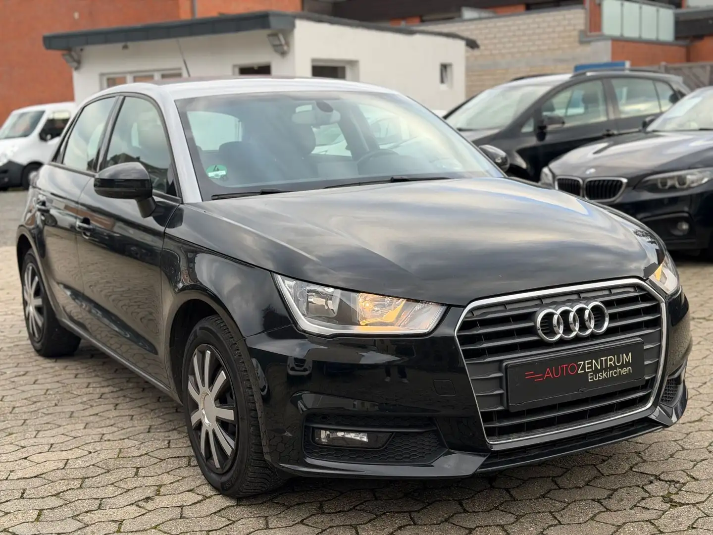 Audi A1 Sportback Navi | SHZ | Bluet. | Service Noir - 1