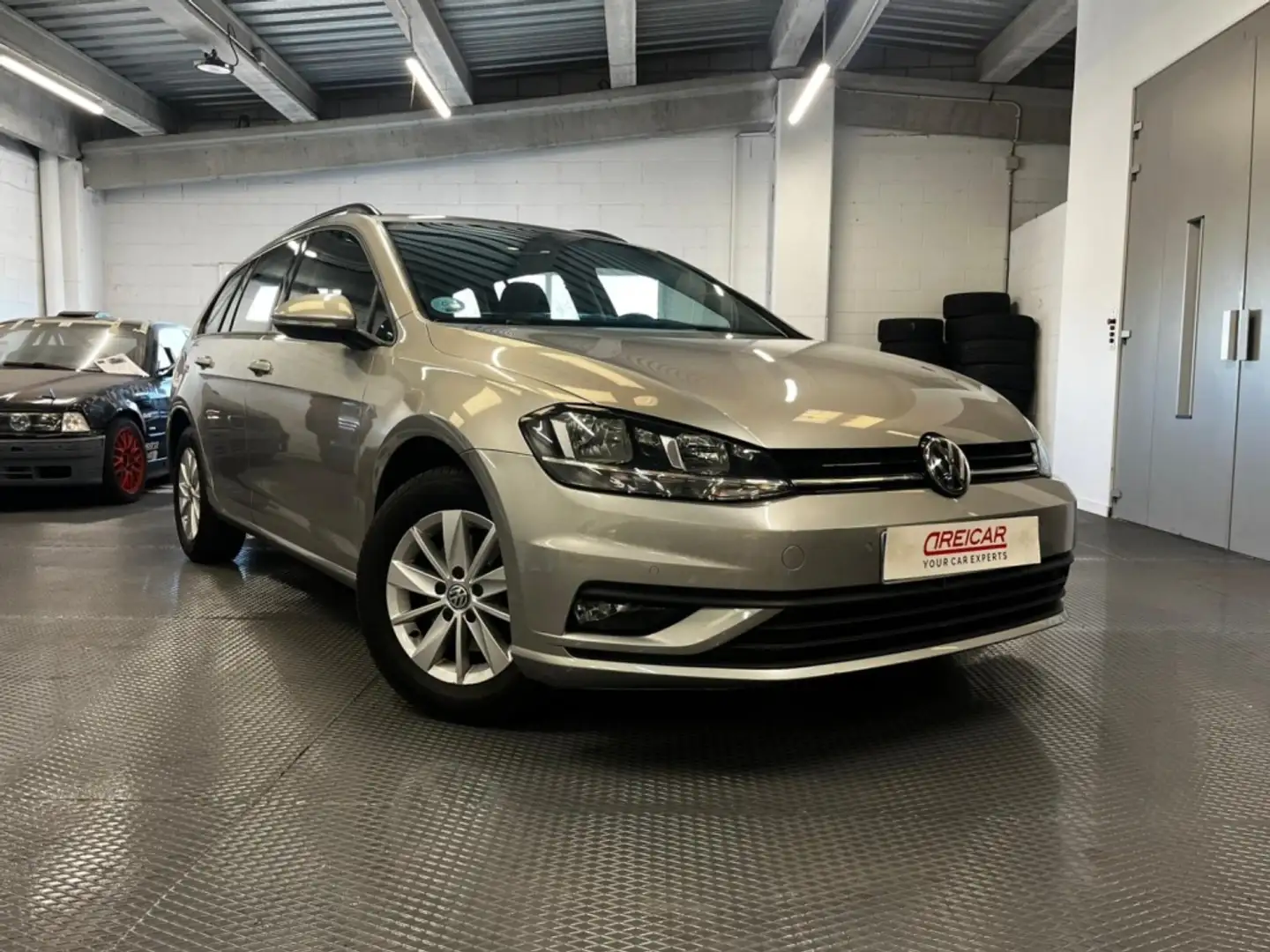 Volkswagen Golf 1.0 TSI Edition 85kW - 2