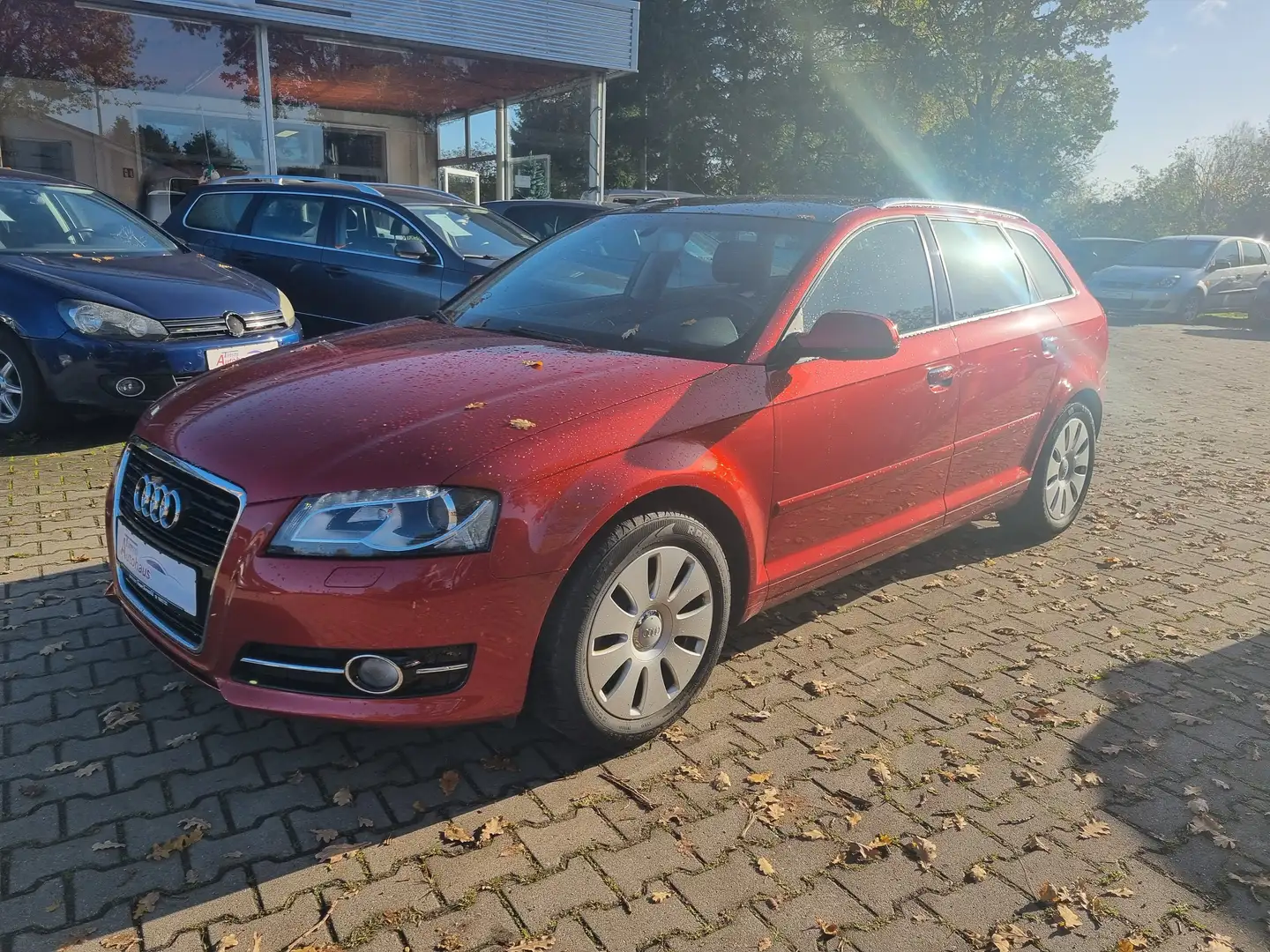 Audi A3 1.4 TFSI Ambition aus 1 HD. Rouge - 1