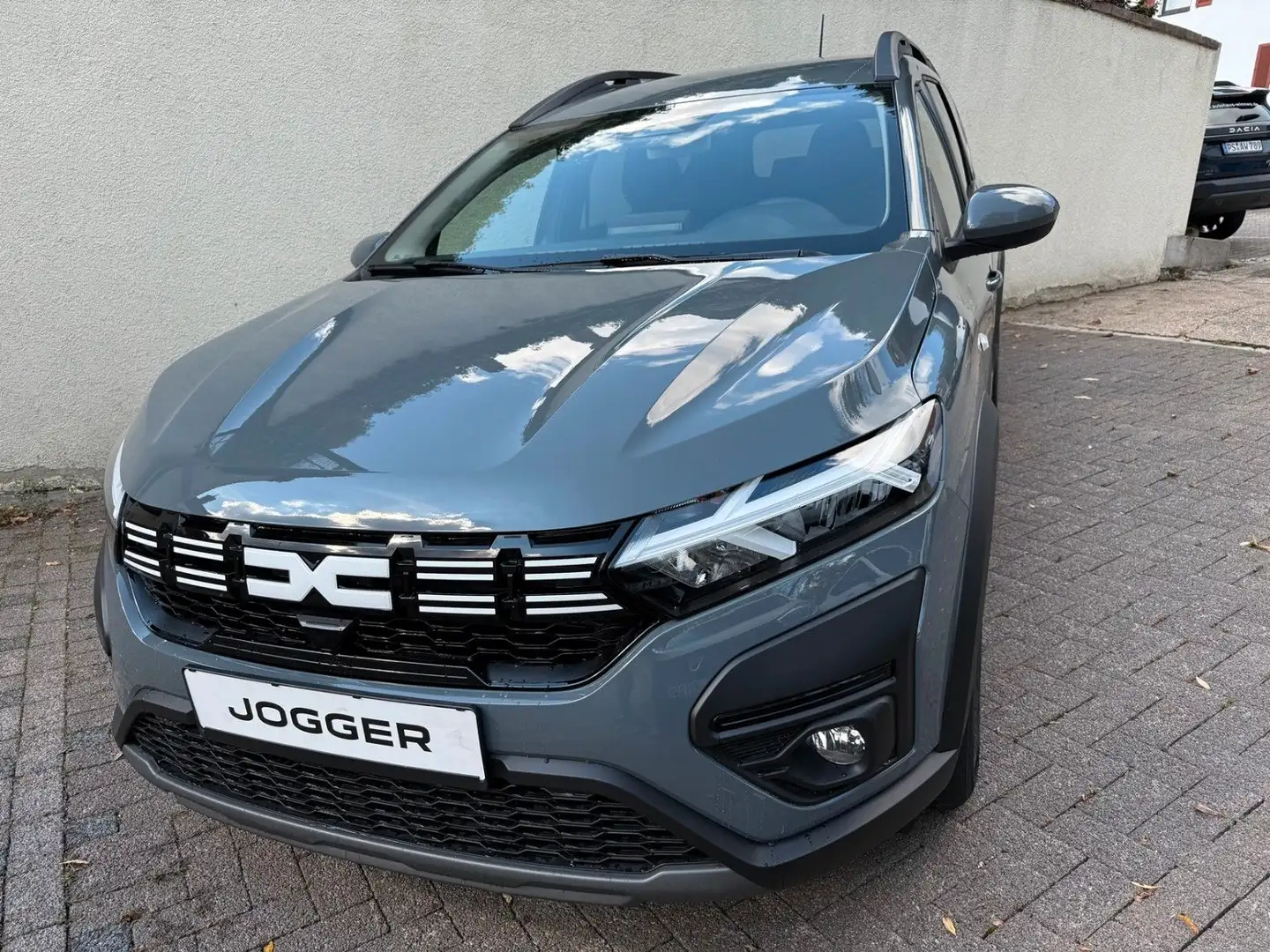 Dacia Jogger TCe 110 Expression 5-Sitzer Grau - 2