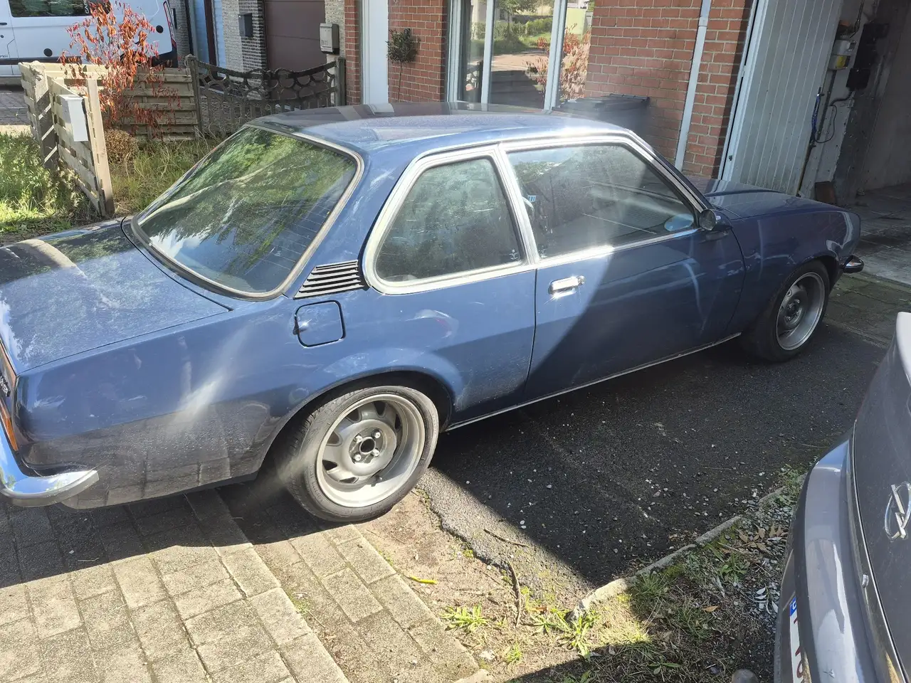 Opel Ascona, foto 4