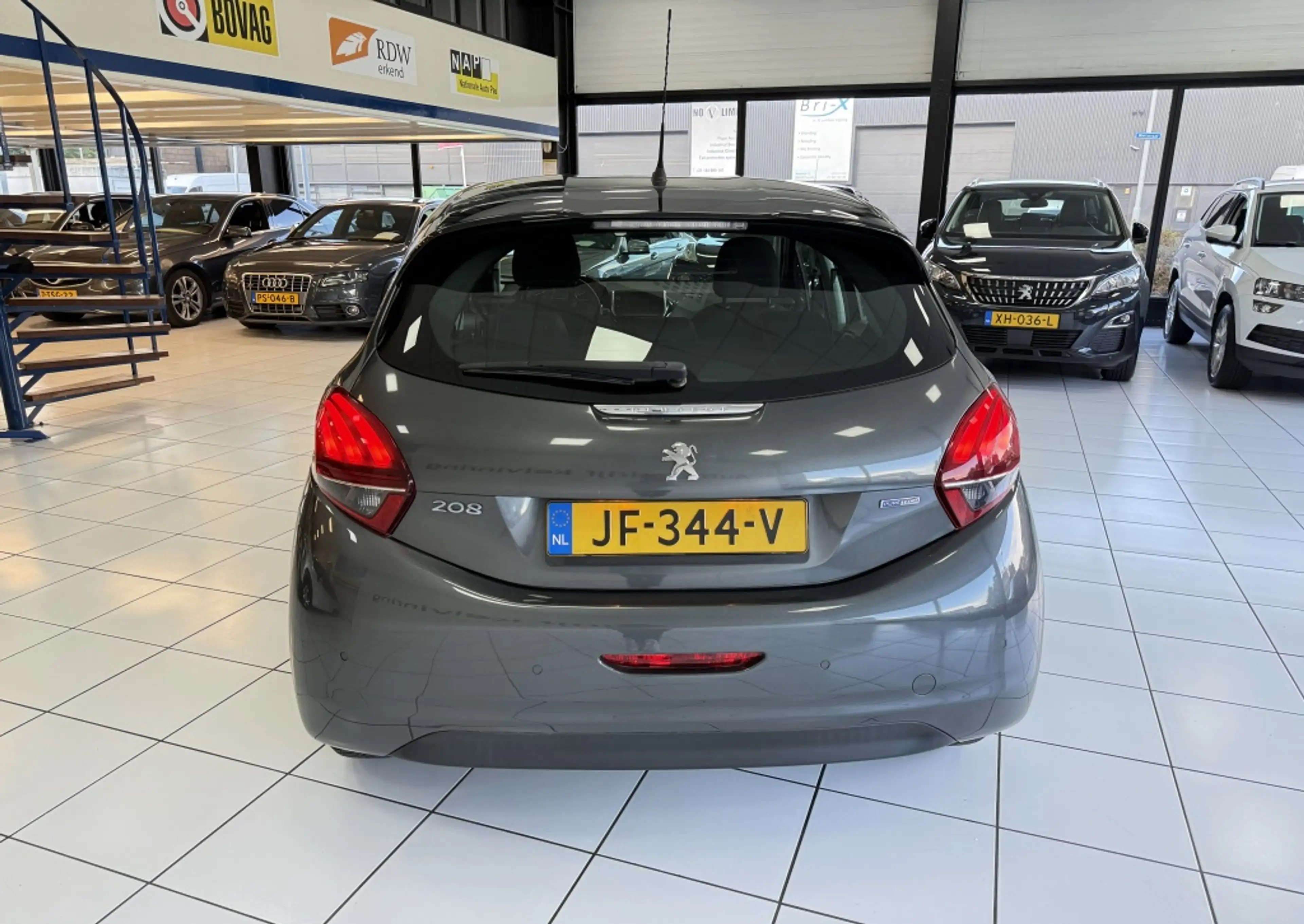 Peugeot 208 1.2 PureT. Blue Lion Bovag Garantie NAP — photo 14