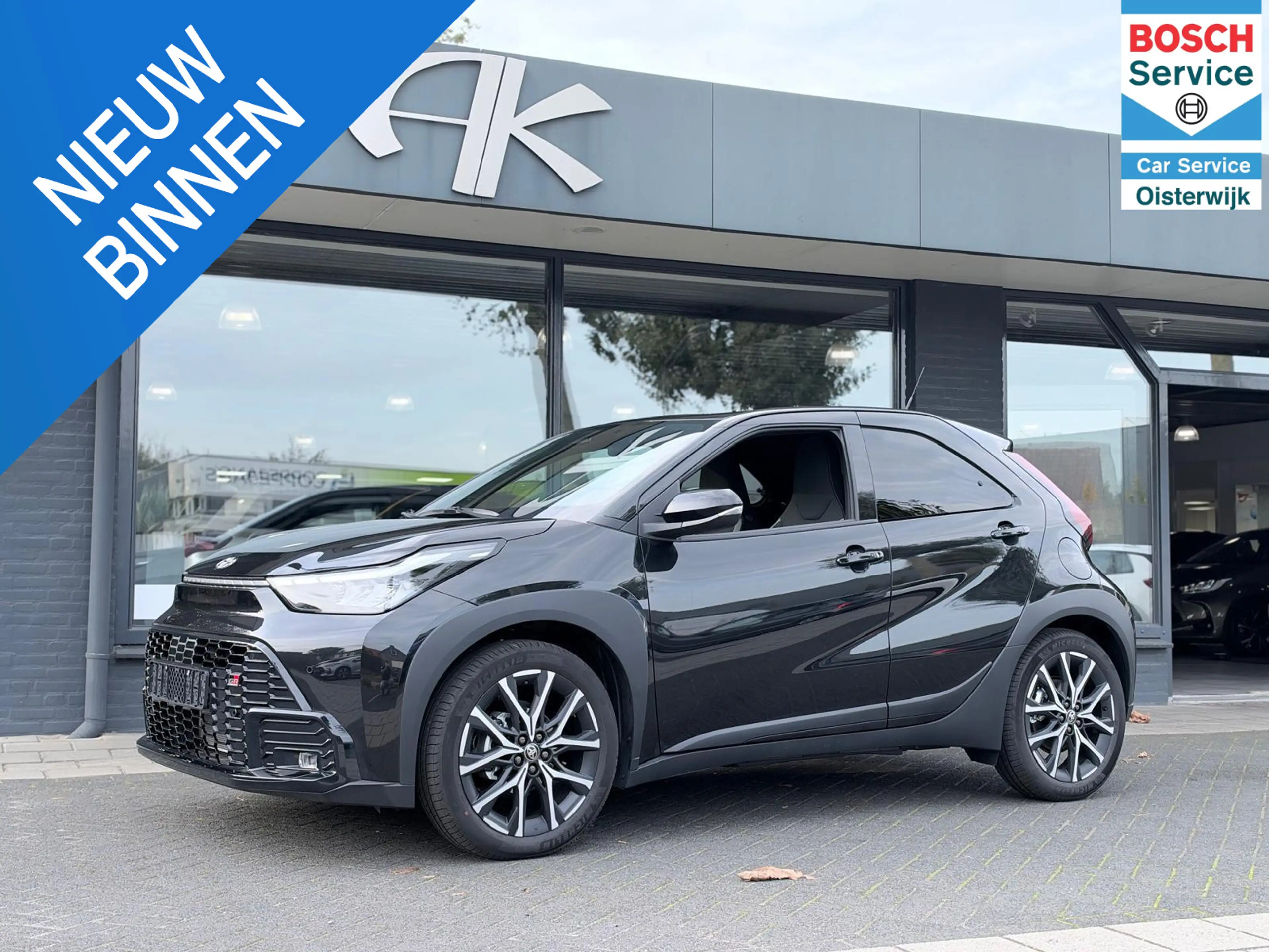 Toyota Aygo X Hybrid 115 GR Sport Automaat | JBL | LED | Keyless