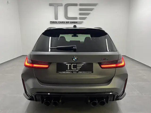 BMW M3 view 6