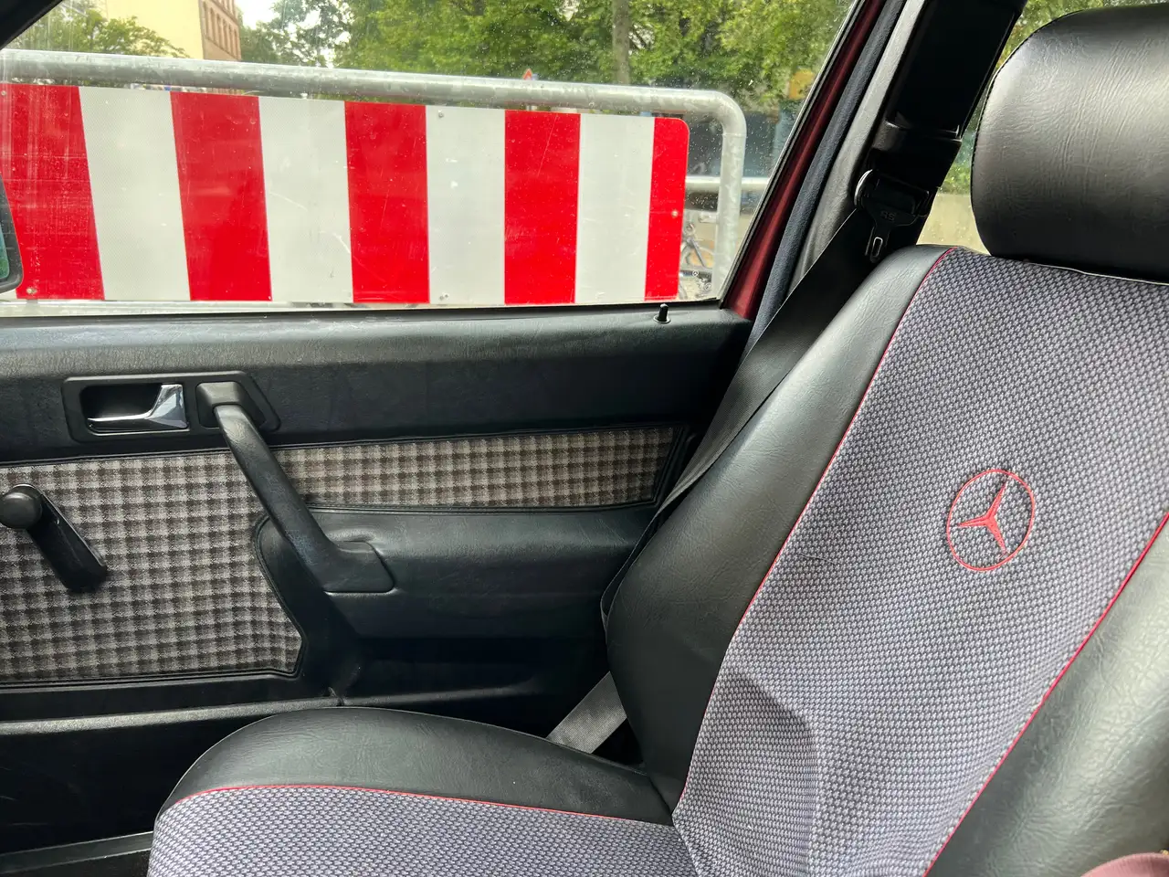 Mercedes-Benz 190 E 2.3, foto 9