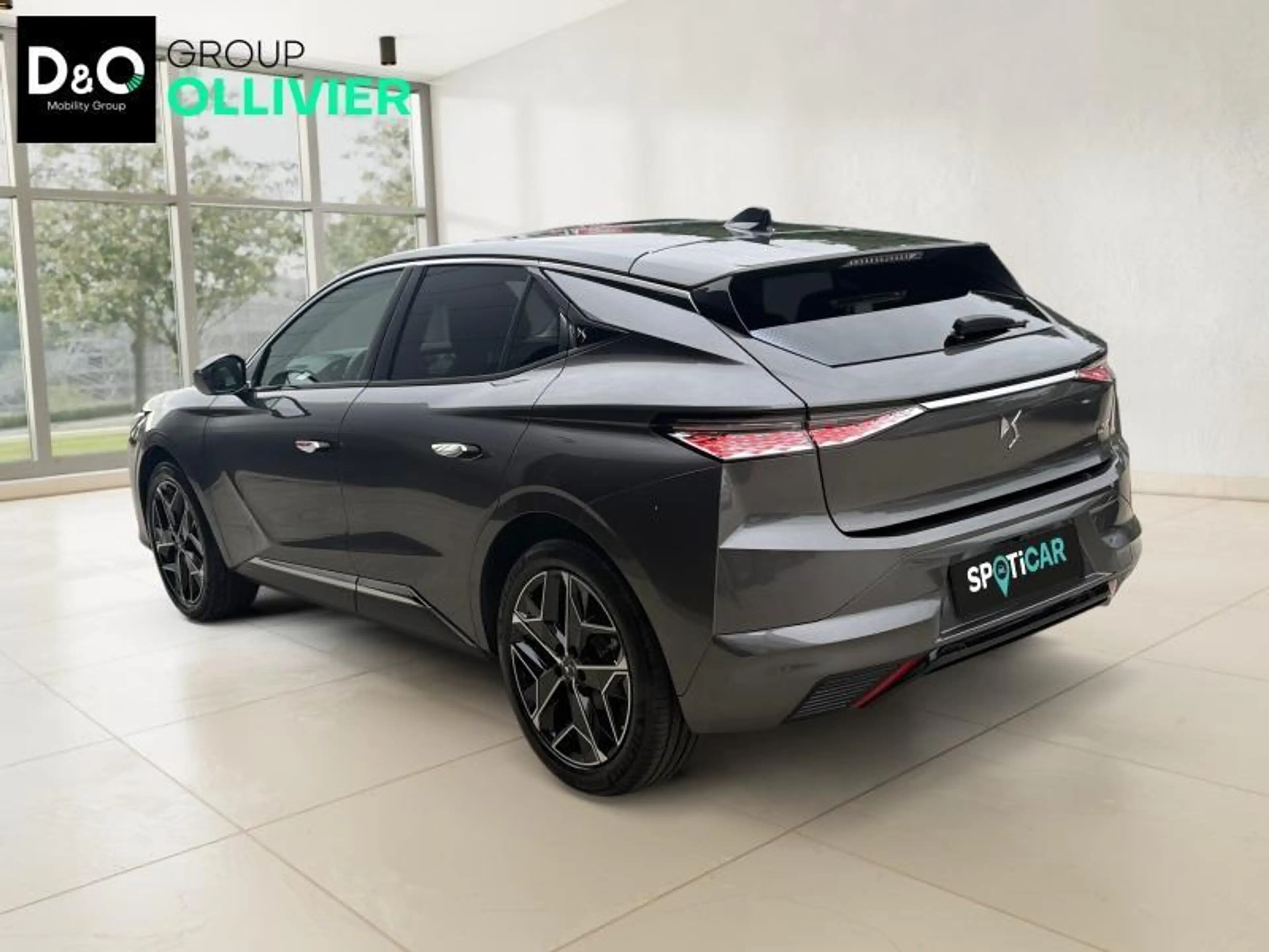 DS Automobiles DS 4 PALLAS MICRO HYBRID — photo 3