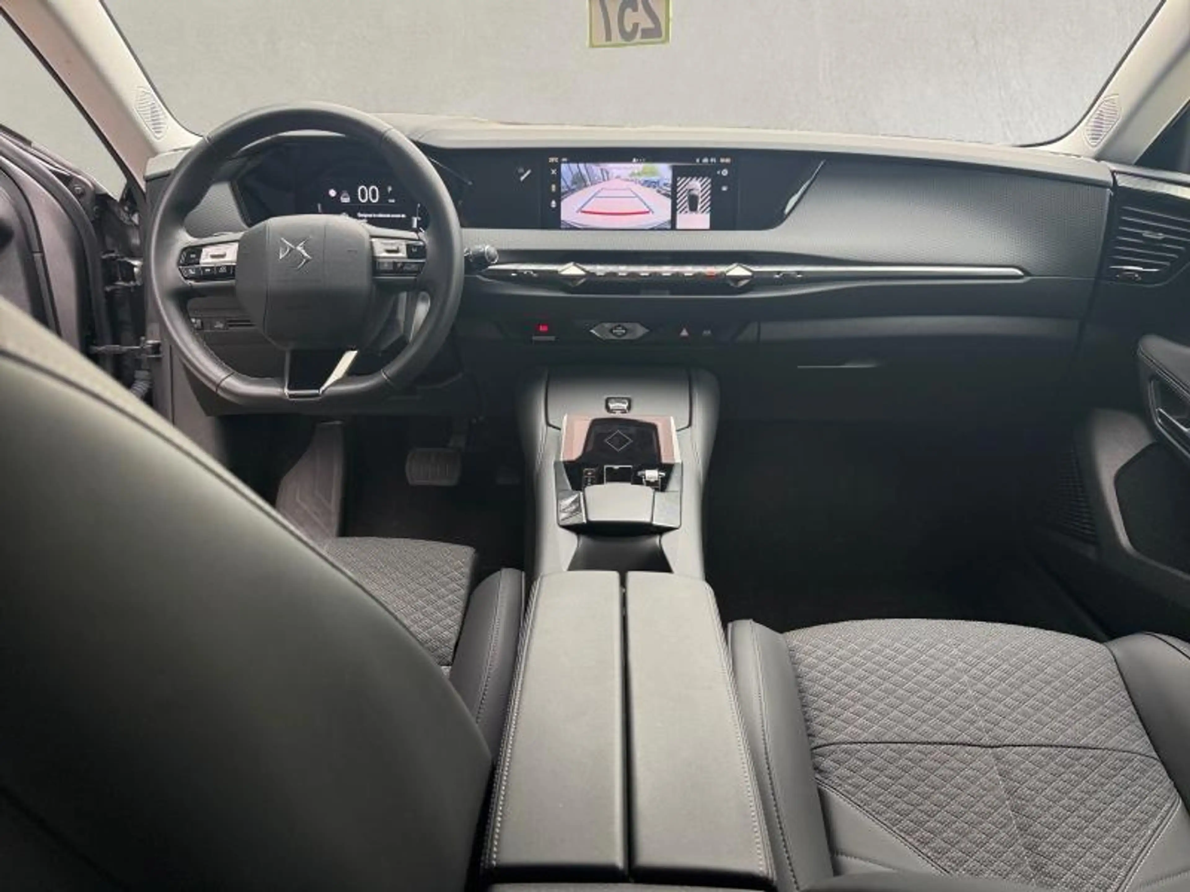 DS Automobiles DS 4 PALLAS MICRO HYBRID — photo 10