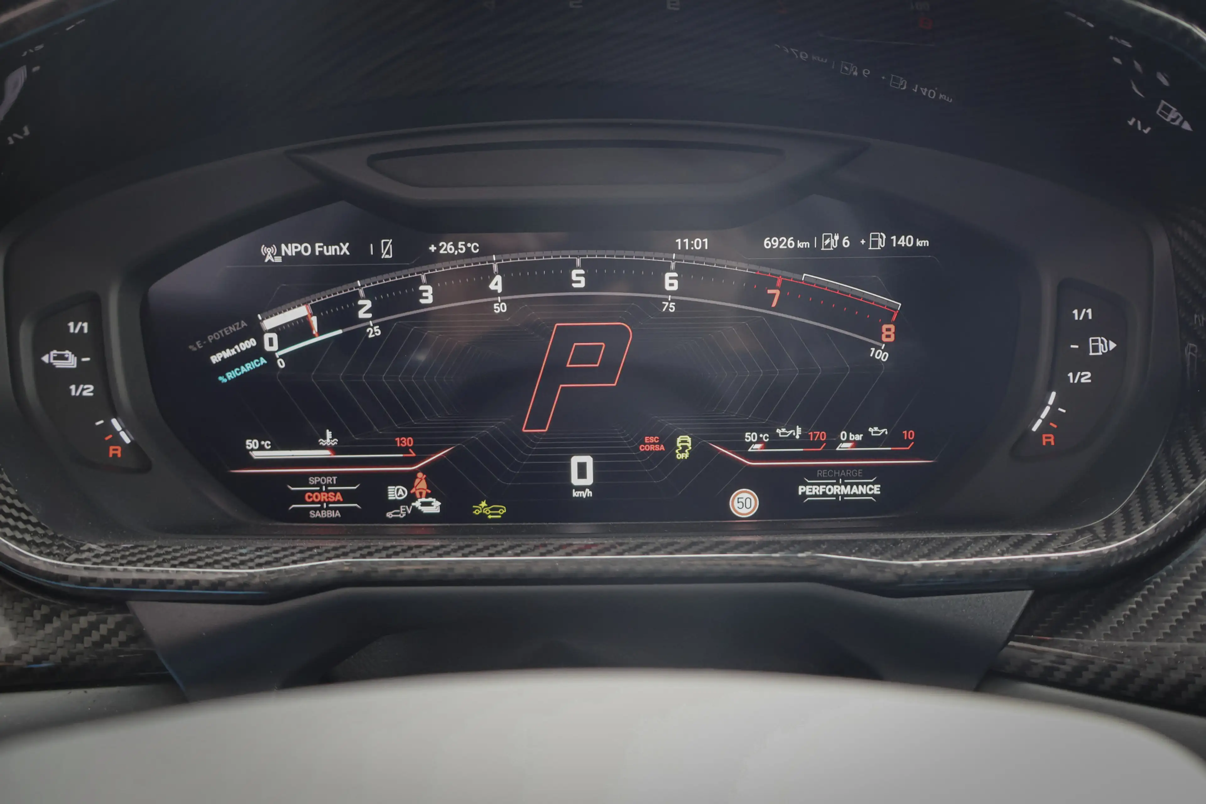 Lamborghini Urus 4.0 V8 Hybrid SE | ADPATIVE | AKRAPOVIC | TREKHAAK — photo 17