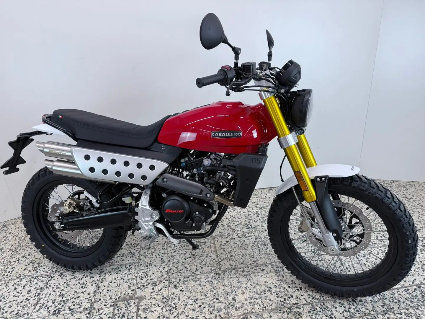 Fantic Caballero Scrambler 125 ABS JETZT Mod.  2025 NEU Rot - 1