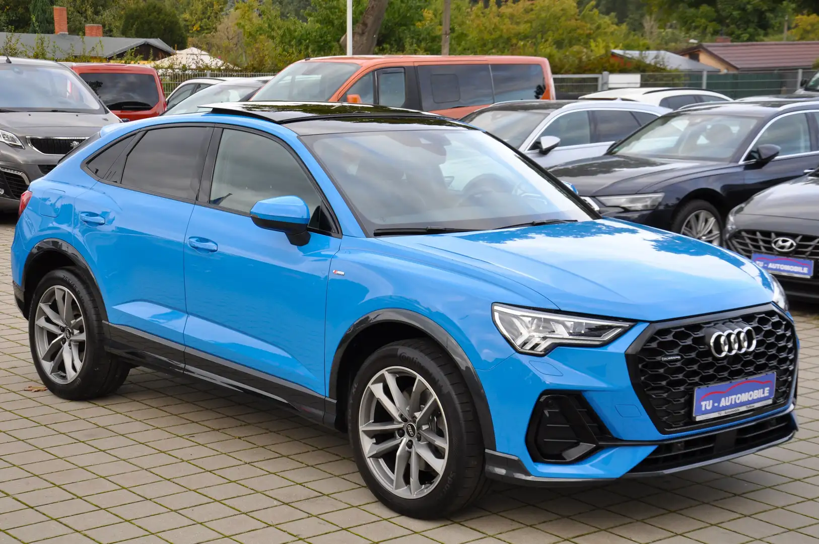Audi Q3 Q3 Sportback 40 TFSI quattro S line PANO-MATRIX-1. Bleu - 1