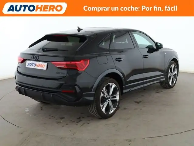 Audi Q3 view 6