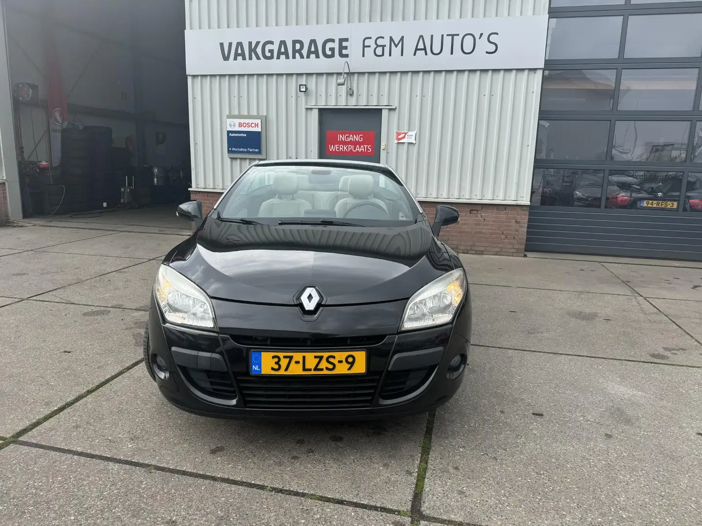 Renault Megane Coupé-Cabriolet 1.4 TCE Dynamique Black - 2