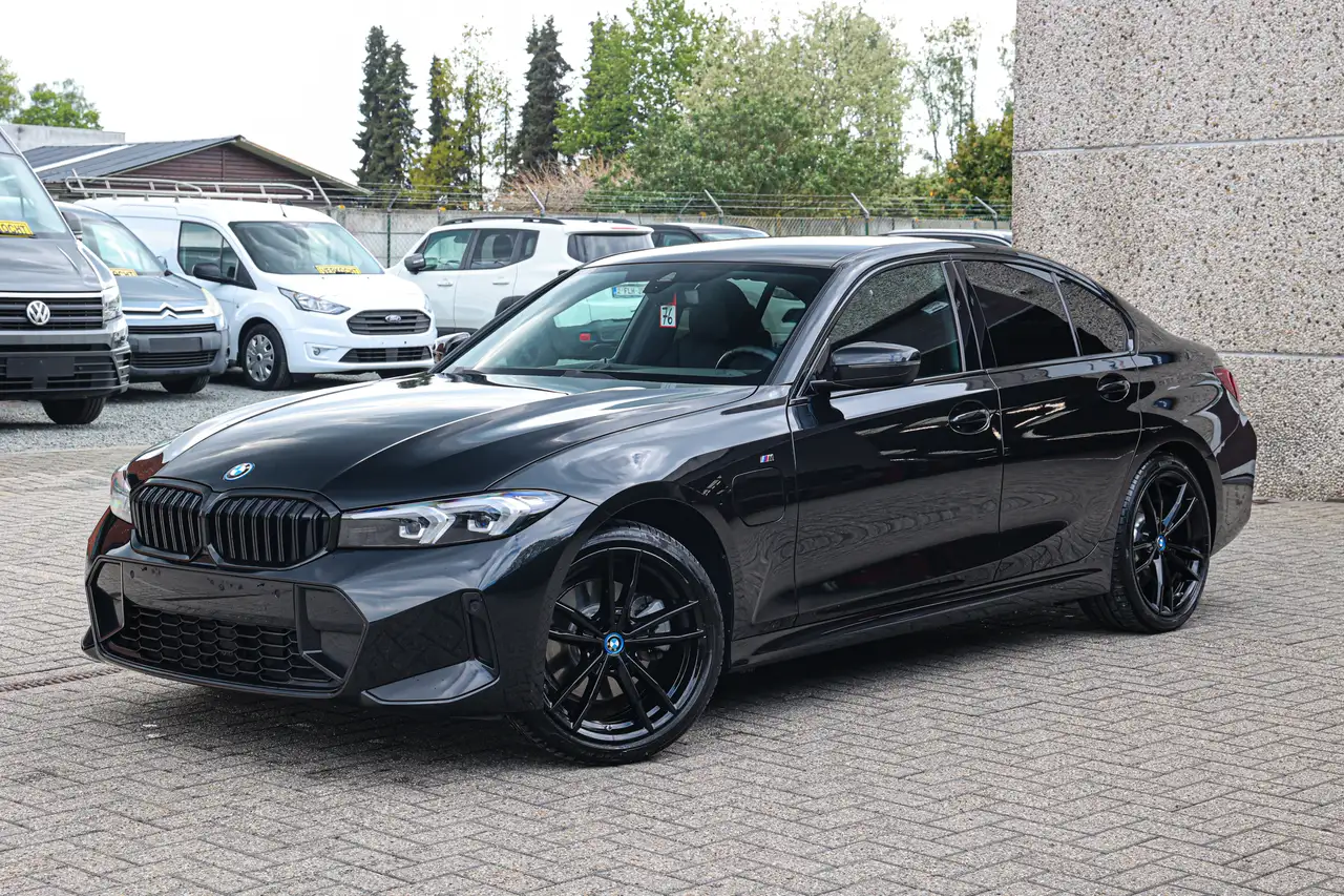 BMW 320 M-PAKKET*BENZINE-PLUG-IN-HYBRIDE*AUTOMAAT*NIEUWSTAAT*