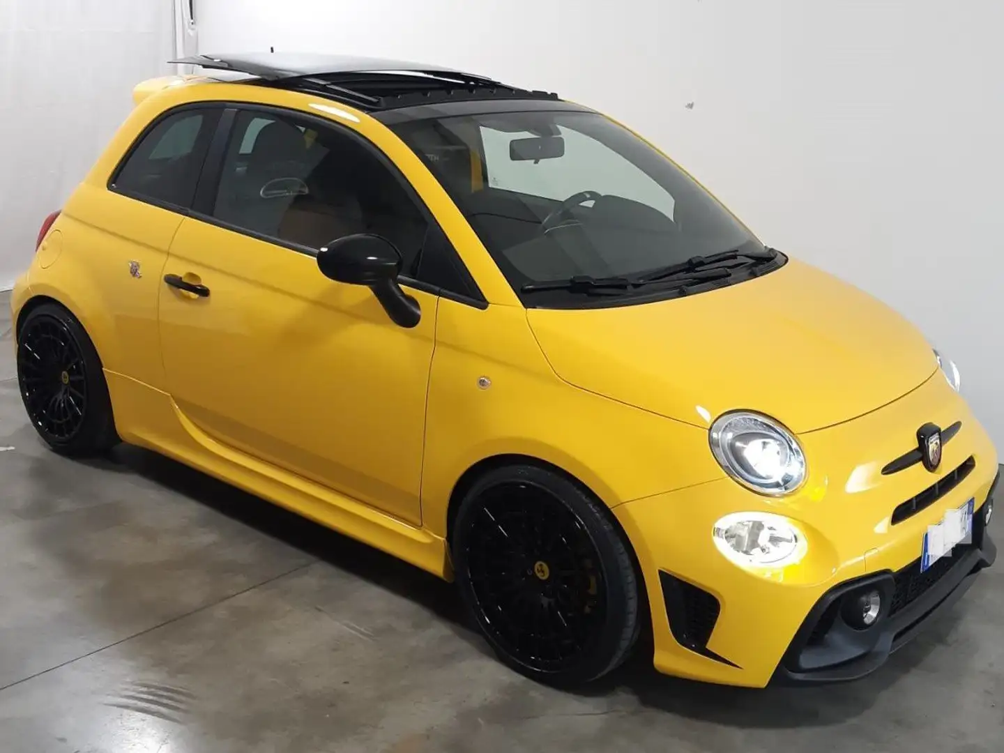 Abarth 595 595 1.4 t-jet 145cv Geel - 2