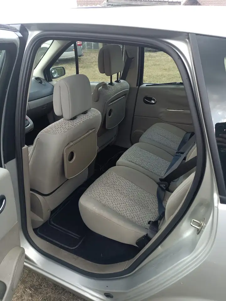 Renault Megane 1.6i 16v Privil�ge, foto 6