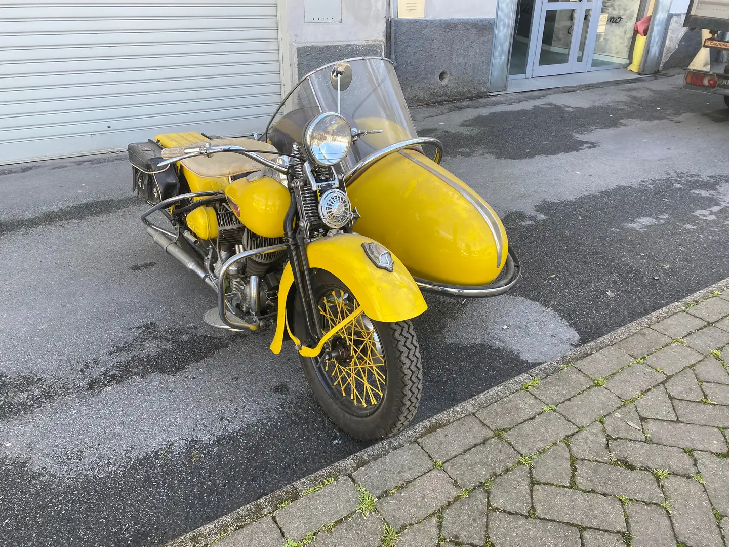 Harley-Davidson WL 750 Flathead WLC Amarillo - 1
