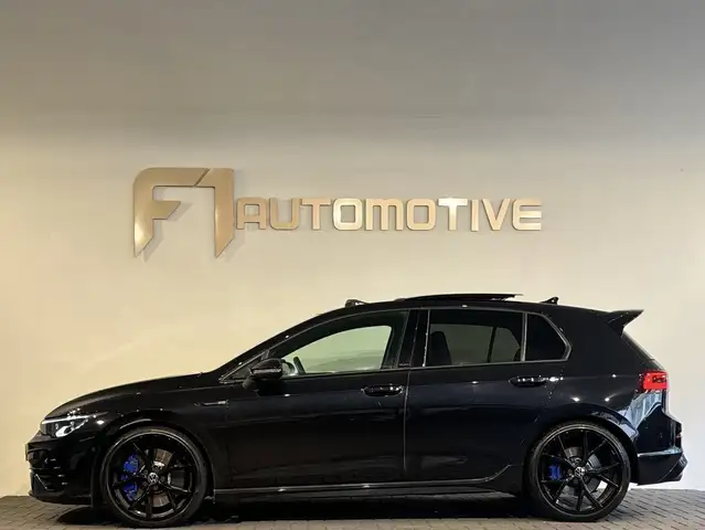 Volkswagen Golf view 8