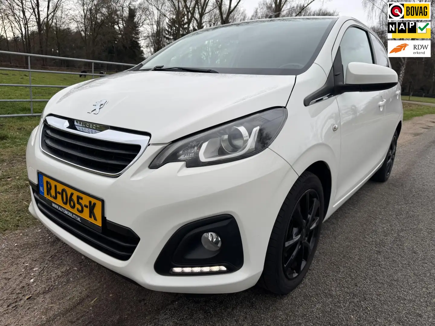 Peugeot 108 1.0 e-VTi Active met AppleCarPlay/Android auto en Weiß - 1