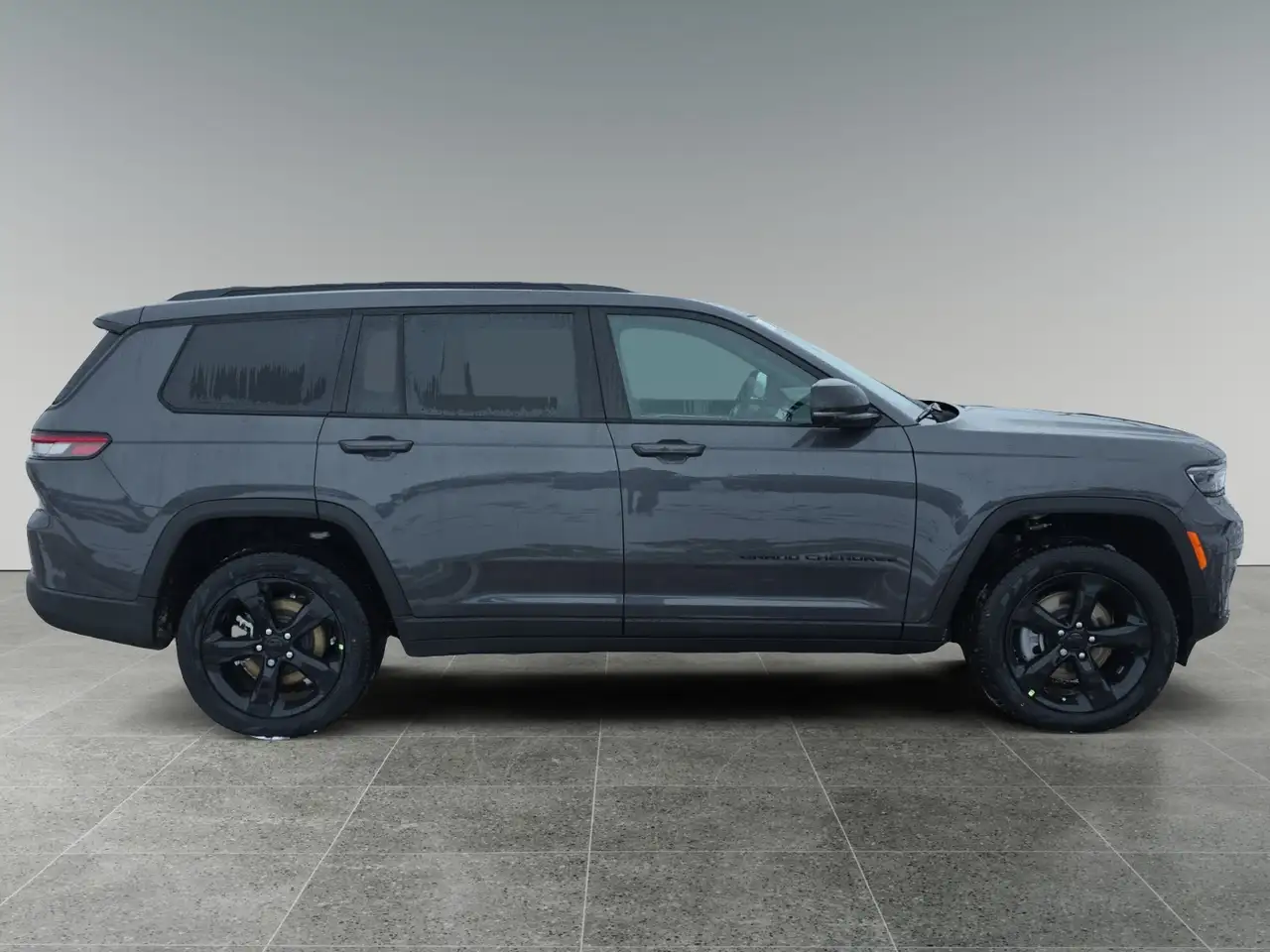 Jeep Grand Cherokee photo Jeep Grand Cherokee