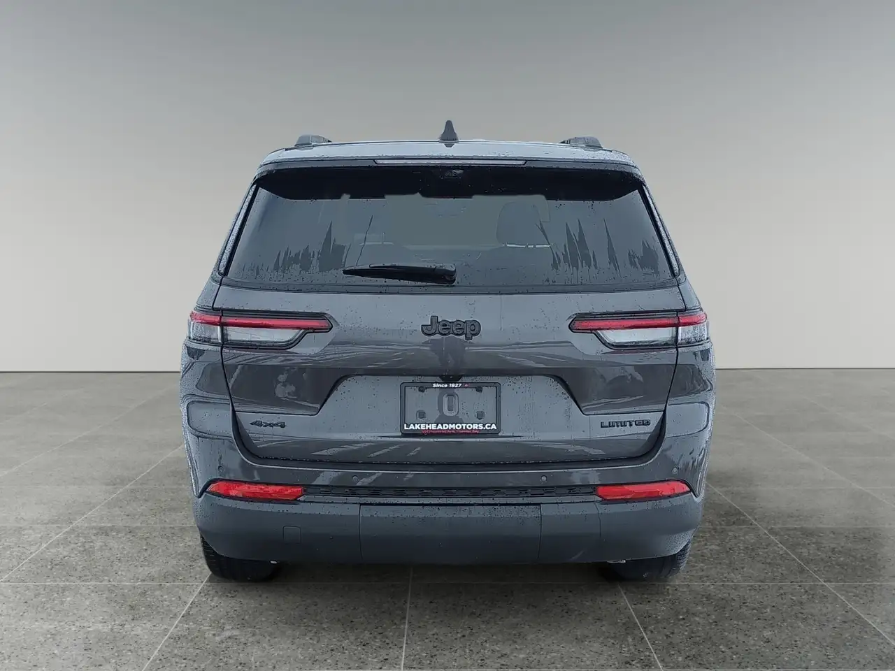 Jeep Grand Cherokee photo Jeep Grand Cherokee