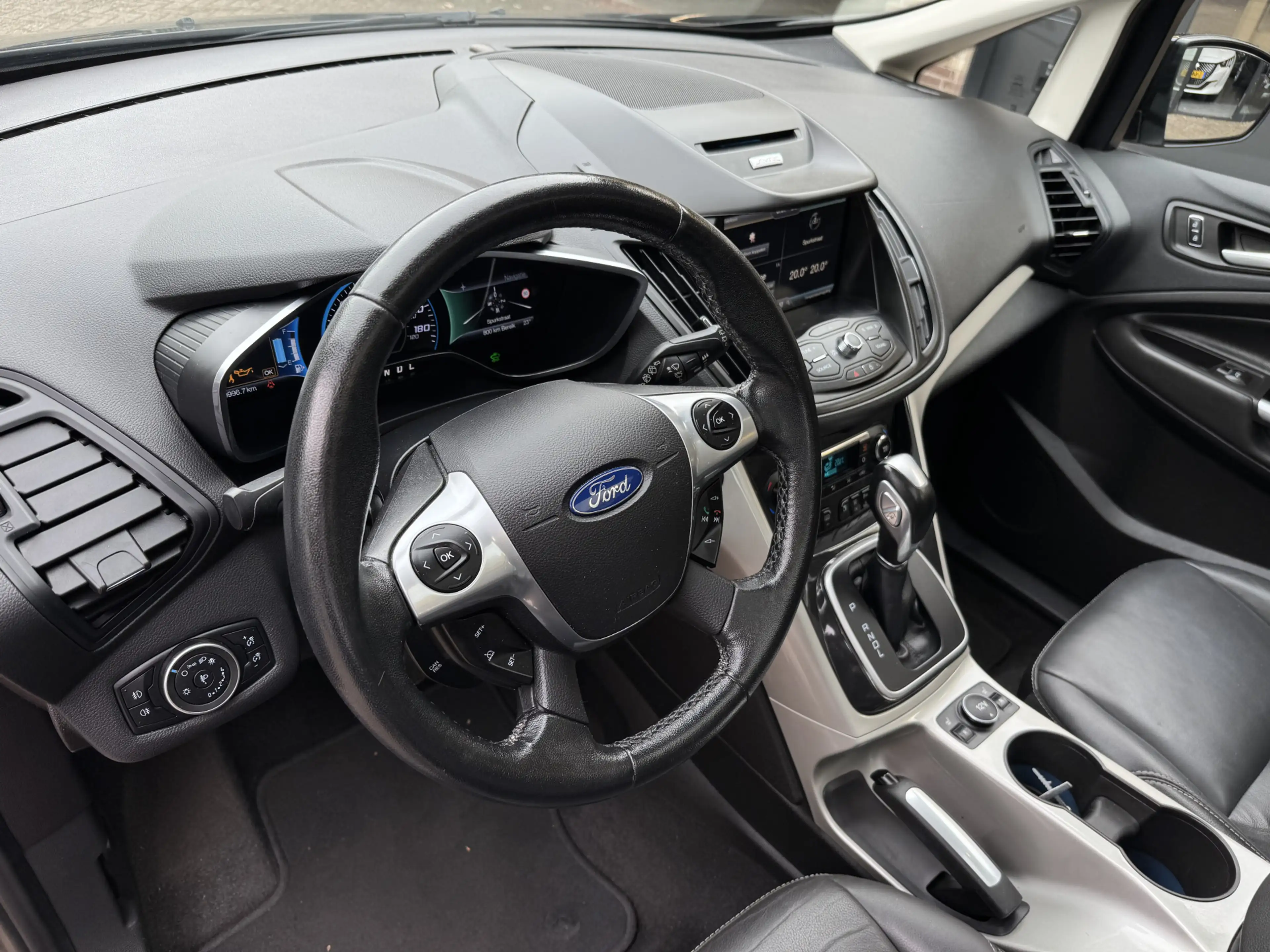 Ford C-Max 2.0 Plug-in Hybrid Titanium Plus Climate Control P — photo 3