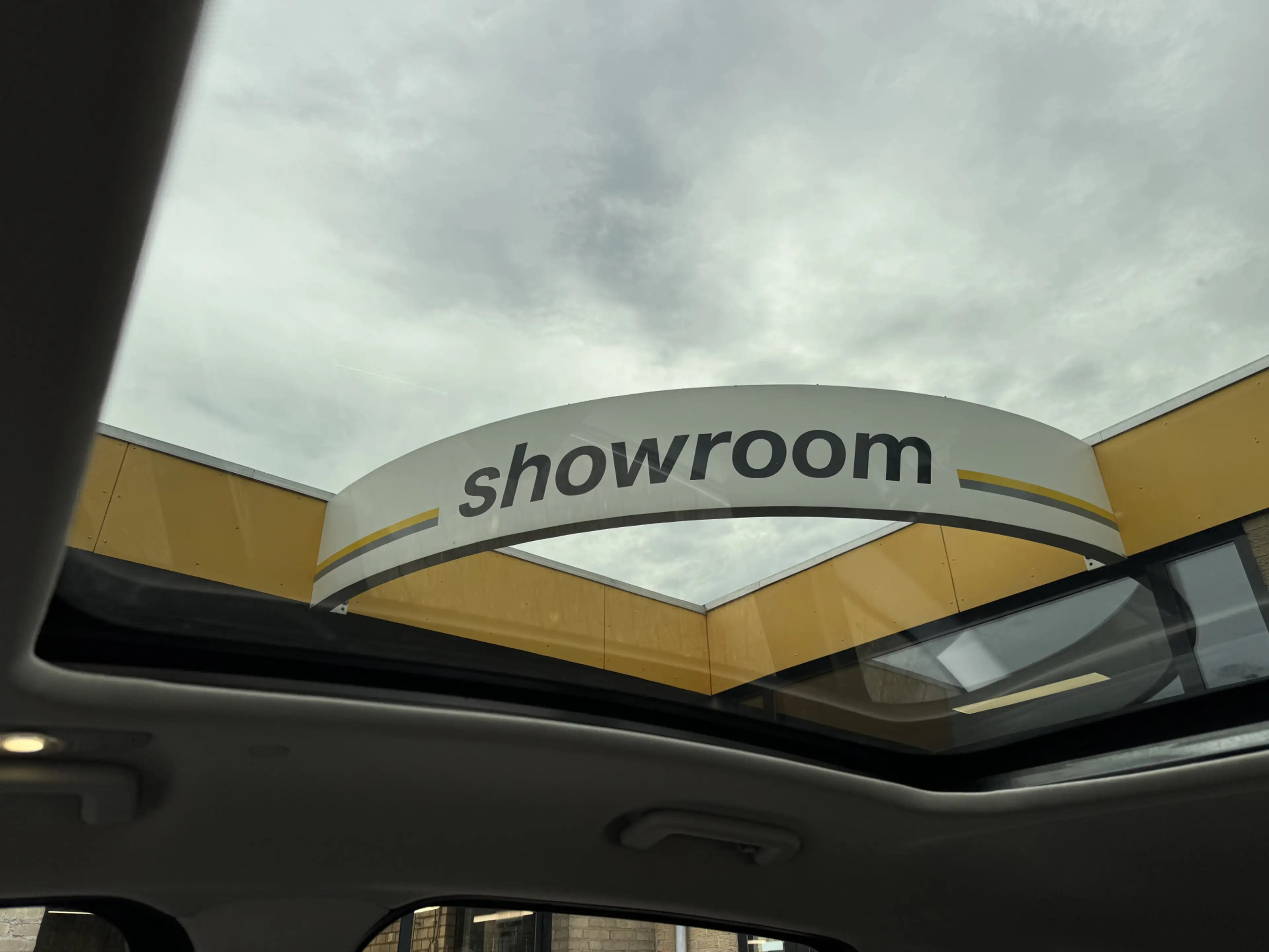Ford C-Max 2.0 Plug-in Hybrid Titanium Plus Climate Control P — photo 15