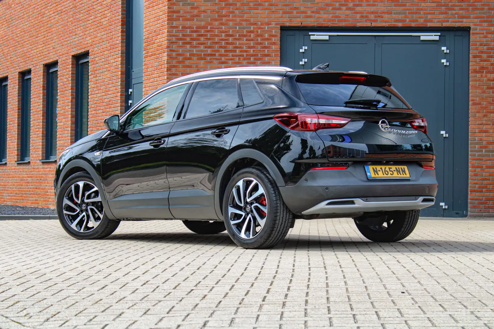 Opel Grandland X 1.6 Turbo Ultimate | Memory | Trekhaak | Stoelvent Zwart - 2