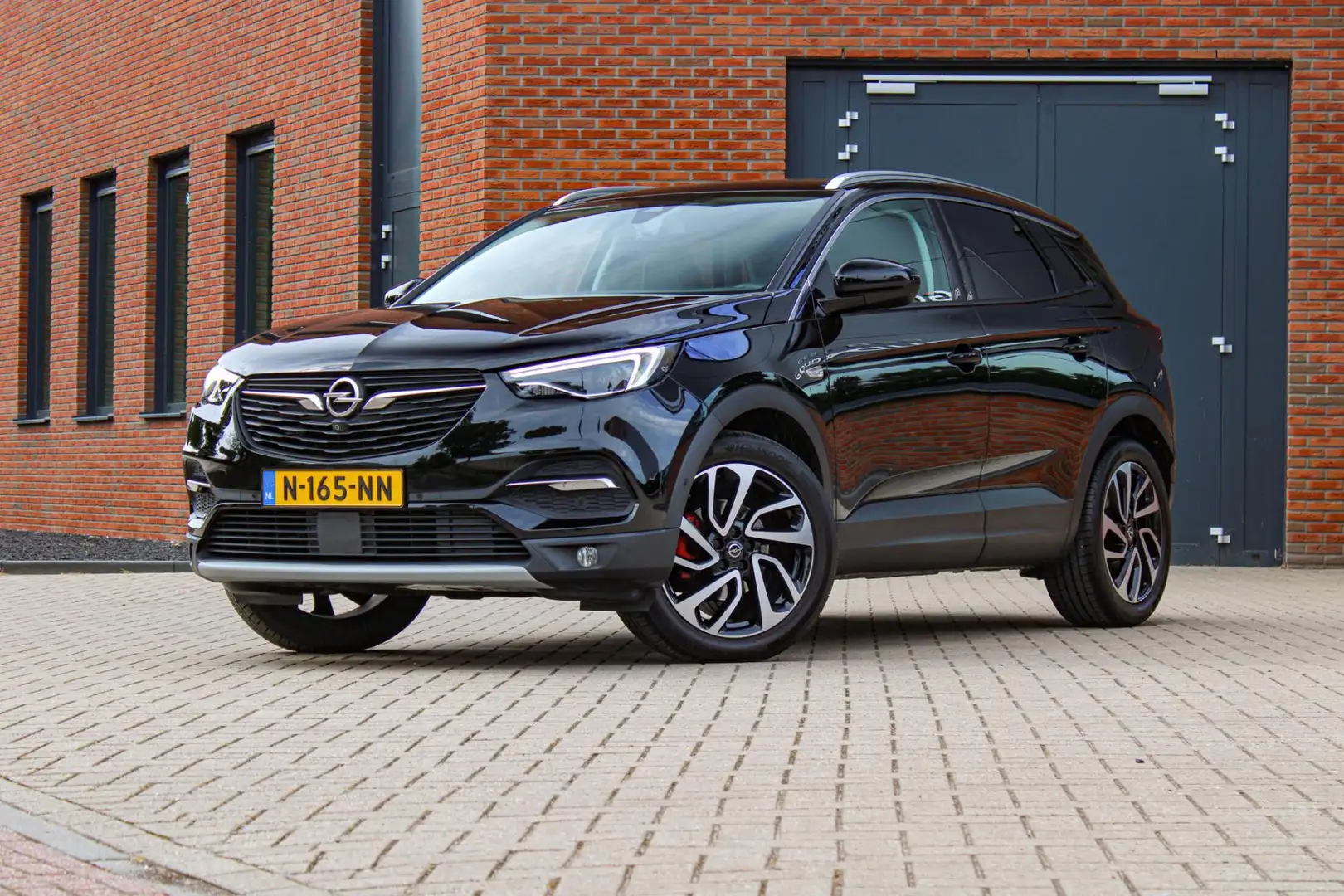 Opel Grandland X 1.6 Turbo Ultimate | Memory | Trekhaak | Stoelvent Zwart - 1