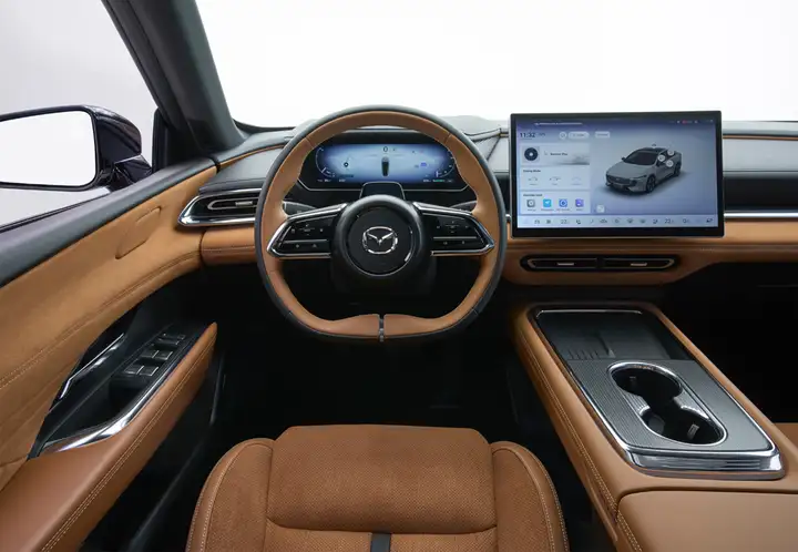 Mazda 2023, foto 46