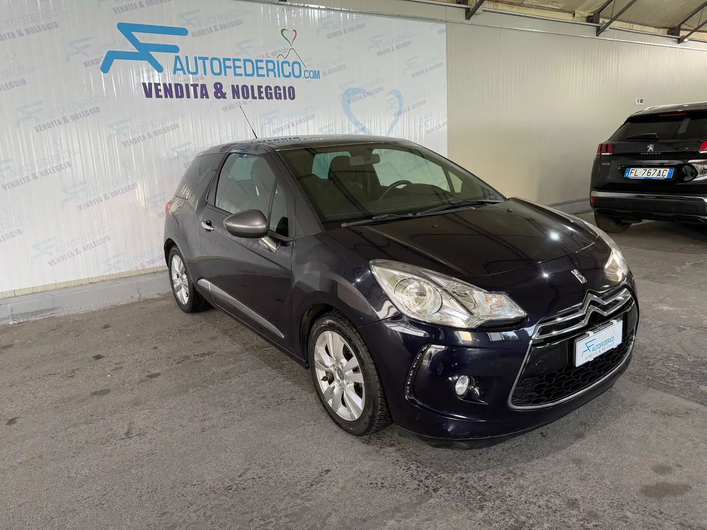 DS Automobiles DS 3 1.6 bluehdi So Chic 75cv Blu/Azzurro - 1