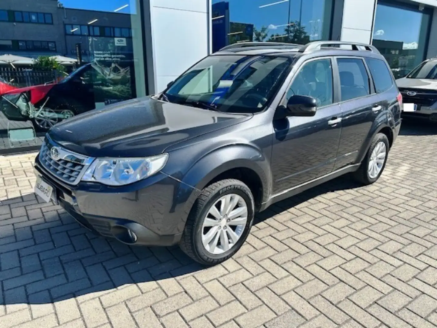 Subaru Forester Forester 2.0XS Bi-Fuel Exclusive - MOTORE NUOVO - Grigio - 1
