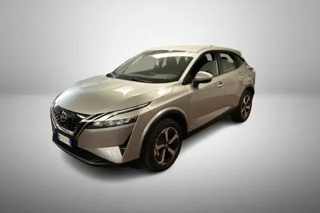 Nissan Qashqai view 3