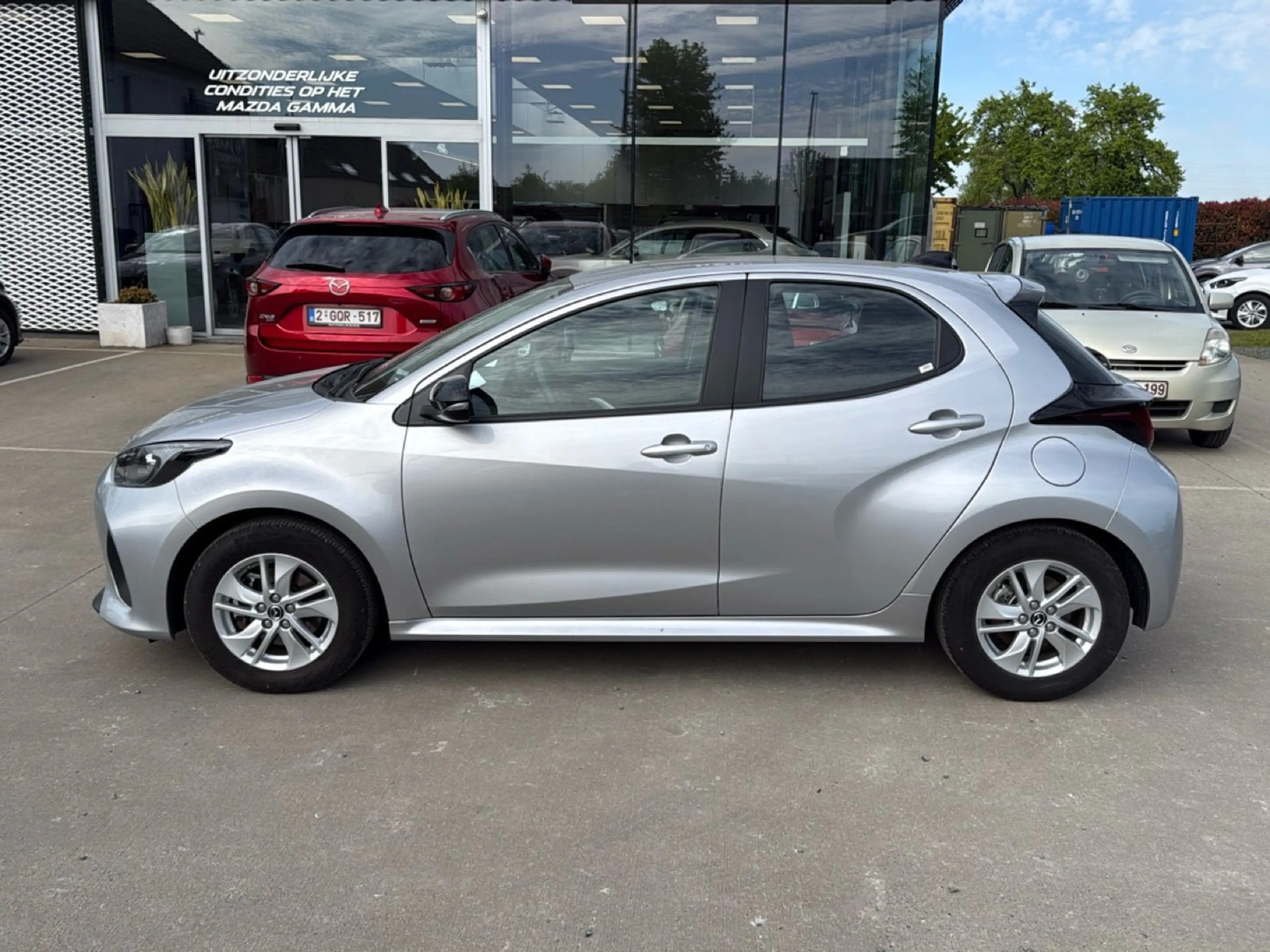 Mazda 2 1.5 Hybrid VVT-i 116 Centre-Line — photo 2