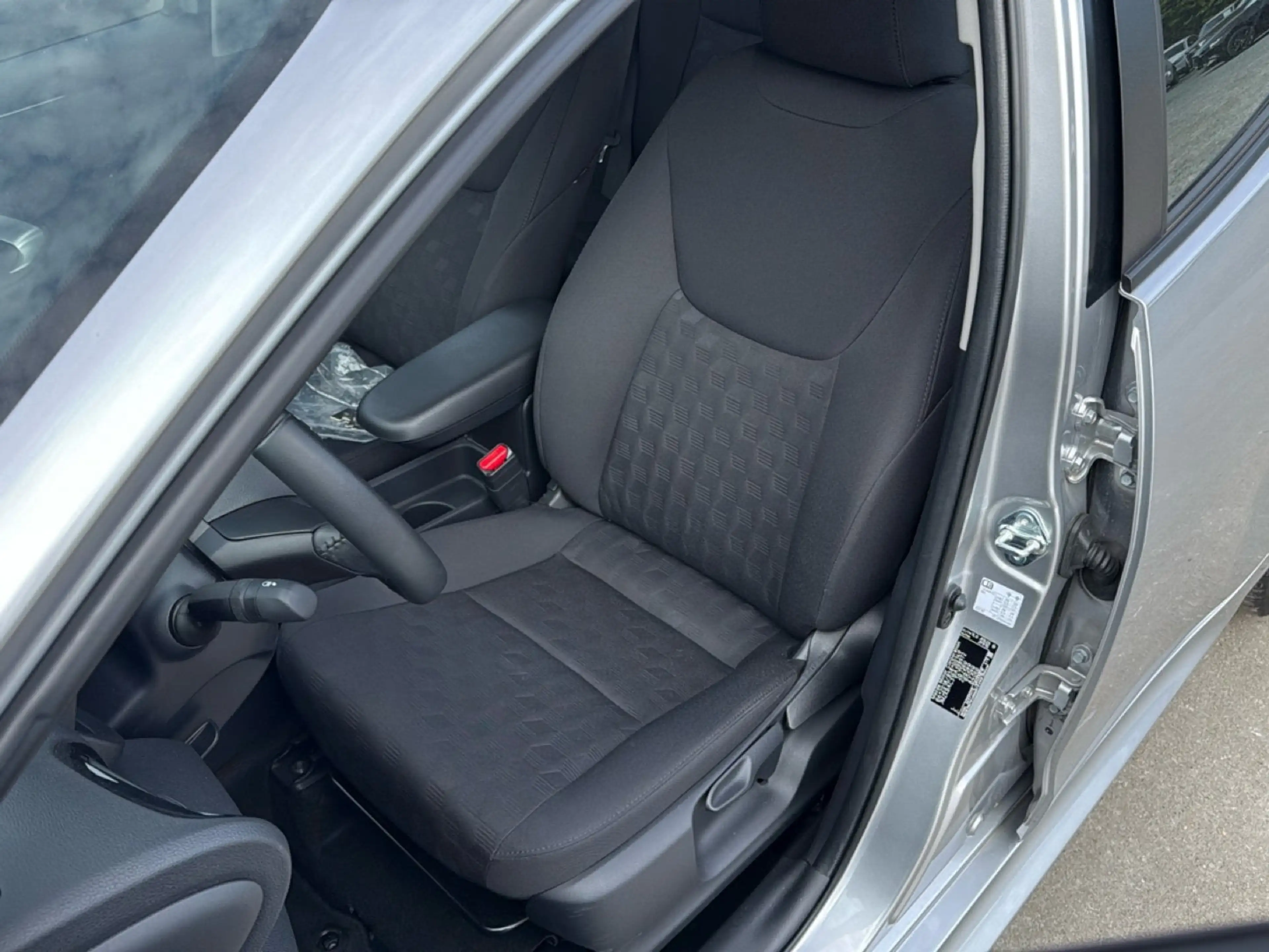Mazda 2 1.5 Hybrid VVT-i 116 Centre-Line — photo 10
