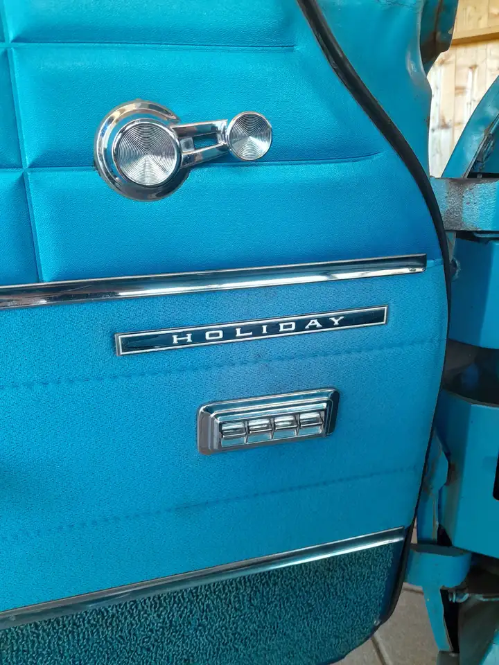 Oldsmobile Holiday Ninety Eight, foto 7