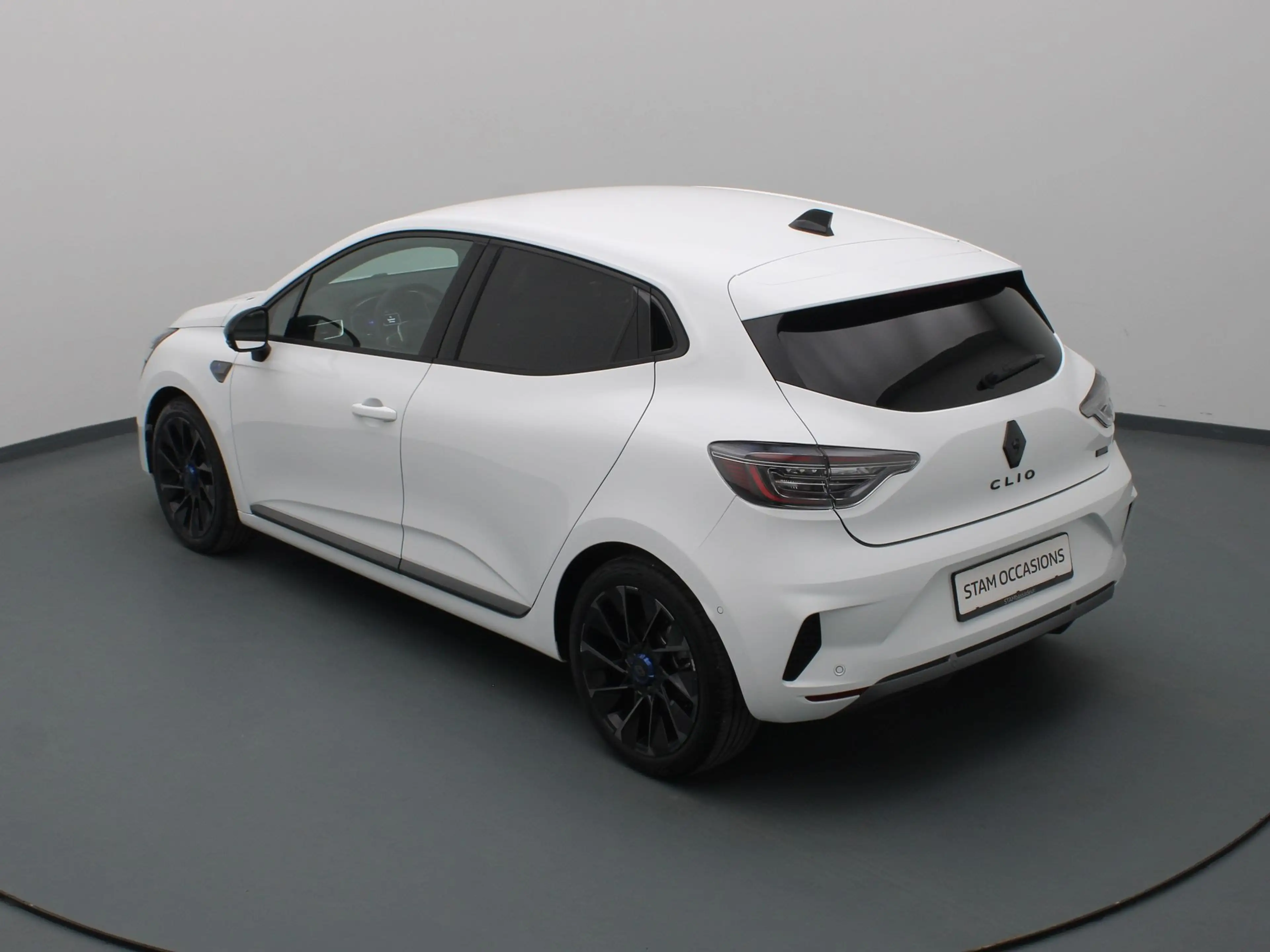 Renault Clio 145pk E-Tech Full Hybrid esprit Alpine Apple Carpl — photo 13