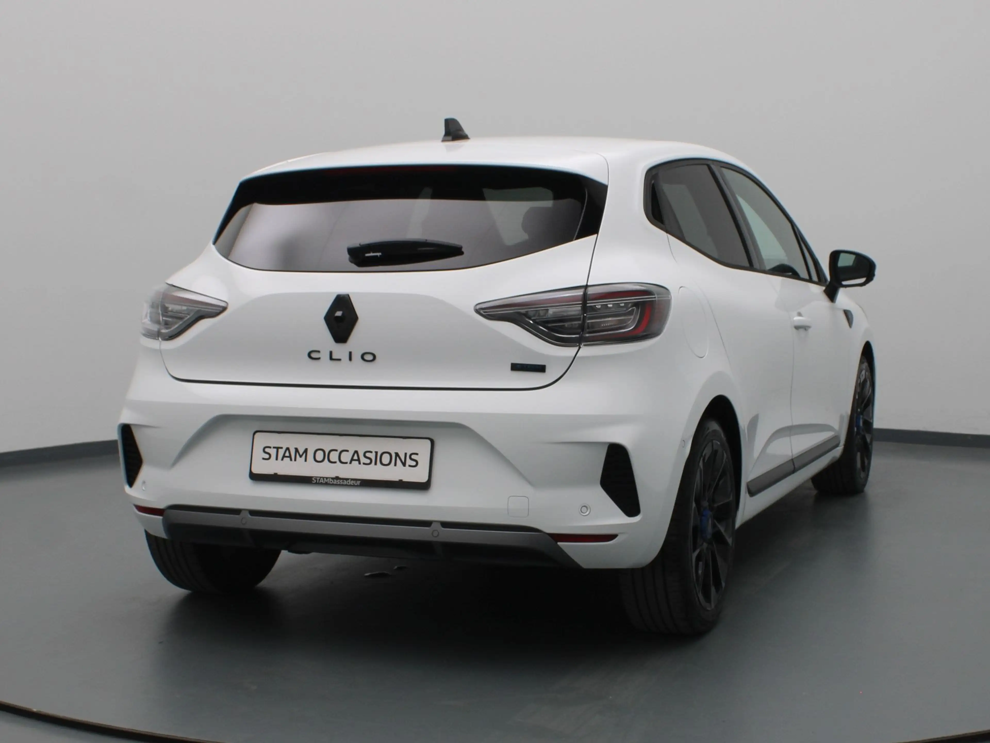 Renault Clio 145pk E-Tech Full Hybrid esprit Alpine Apple Carpl — photo 19