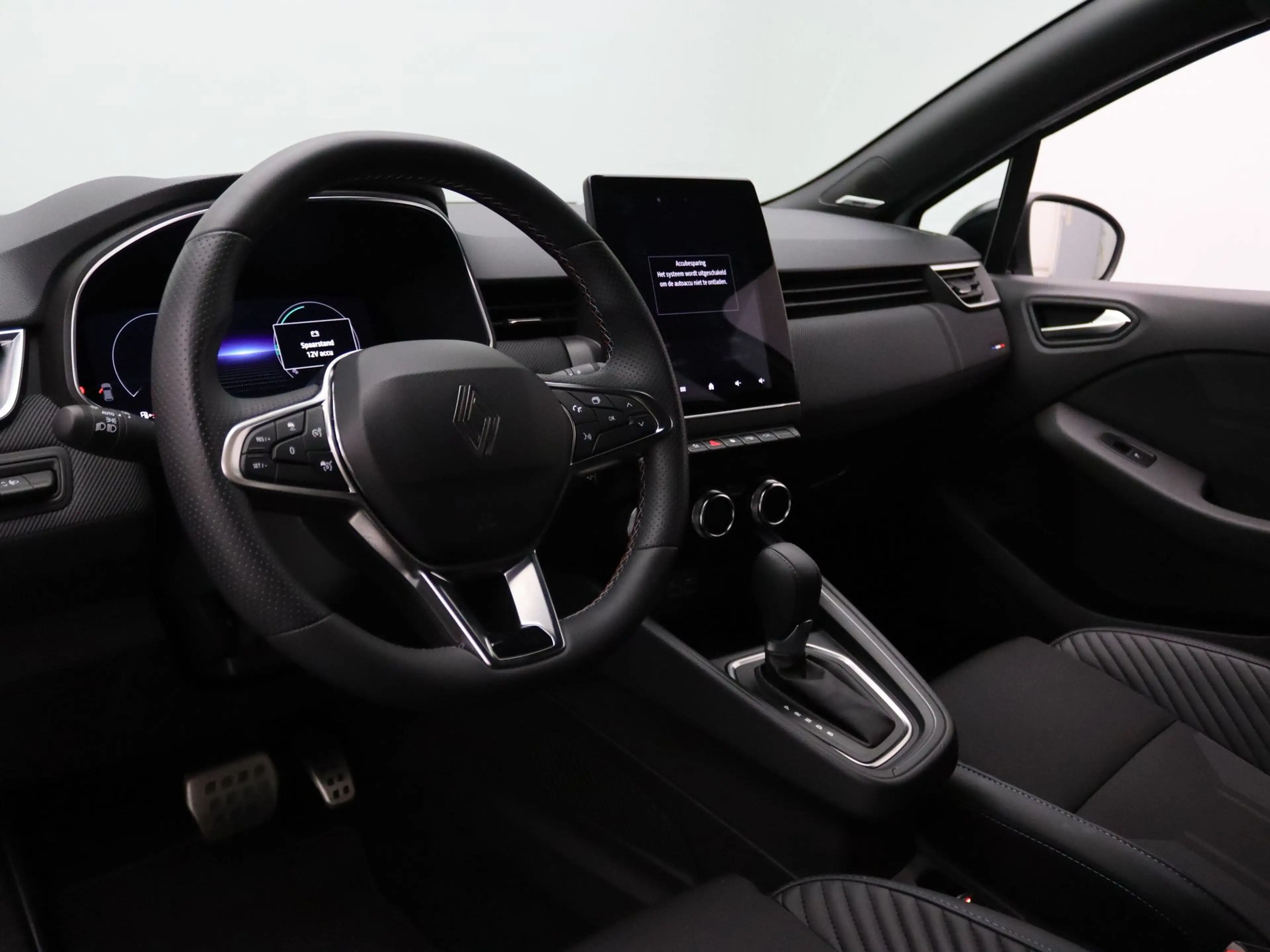 Renault Clio 145pk E-Tech Full Hybrid esprit Alpine Apple Carpl — photo 3