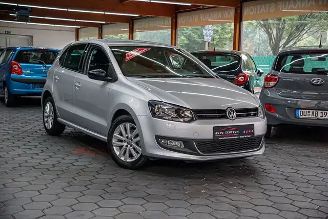 Volkswagen Polo view 6